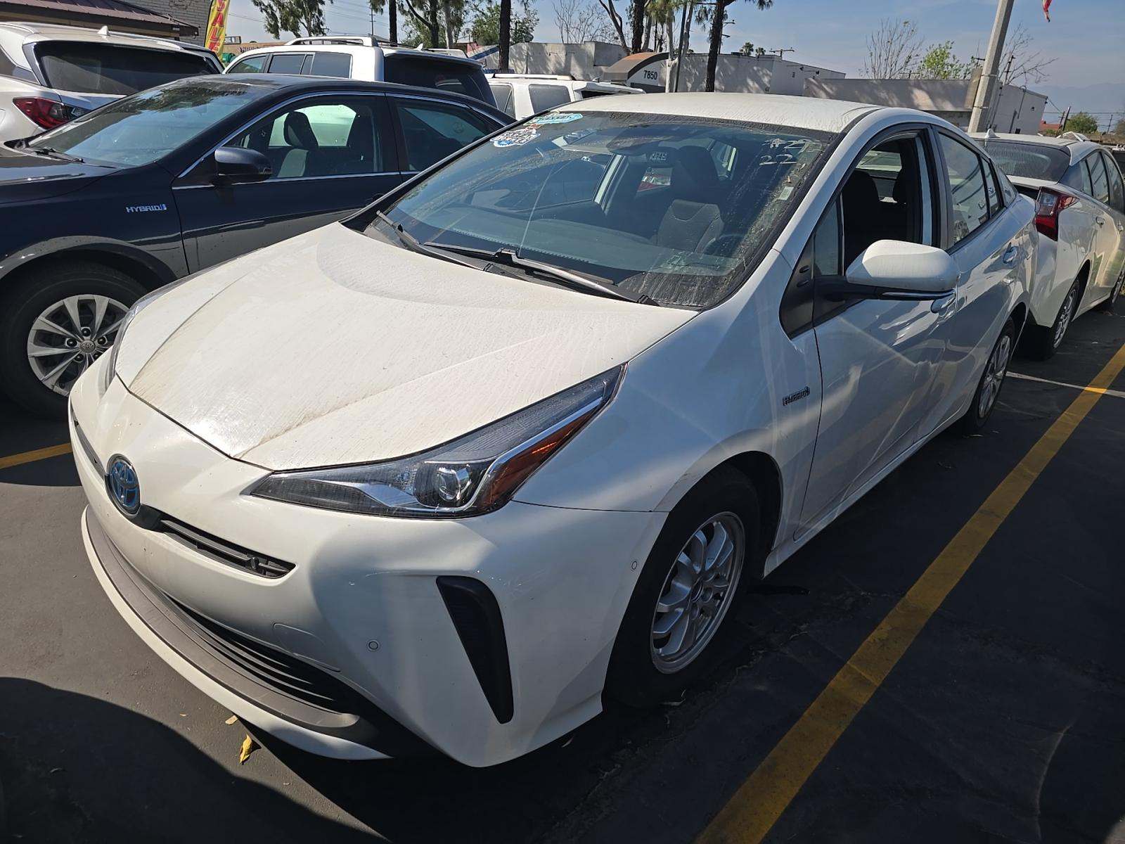 2022 Toyota Prius LE FWD