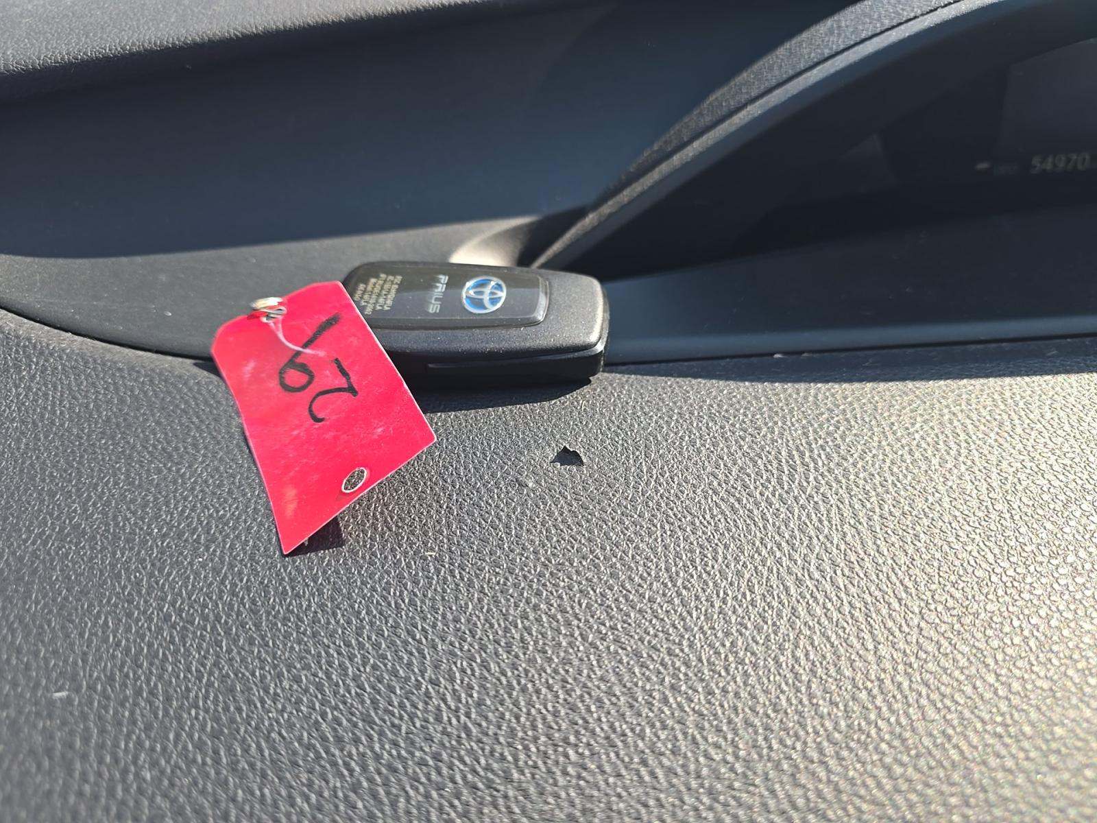 2022 Toyota Prius LE FWD