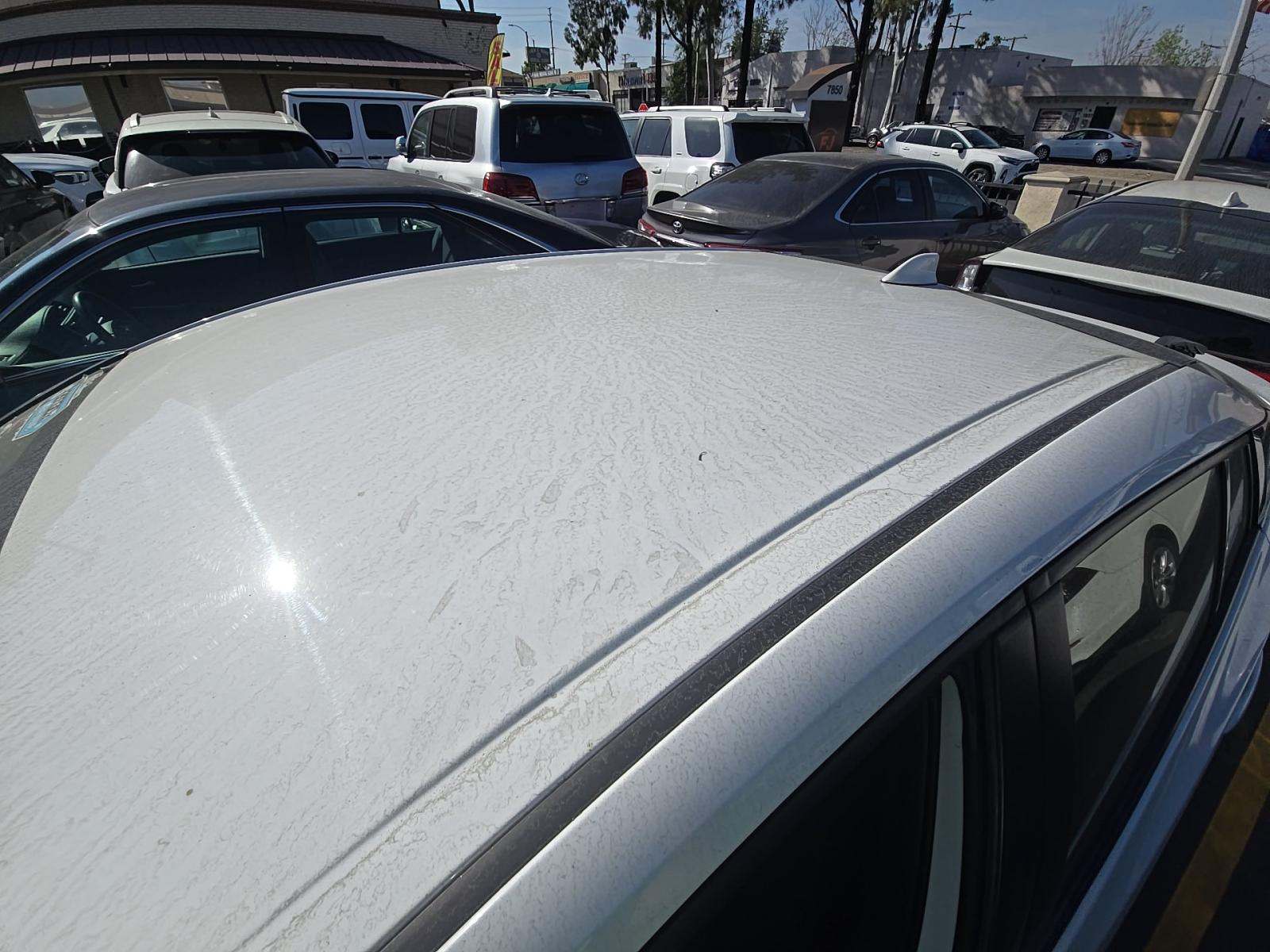 2022 Toyota Prius LE FWD