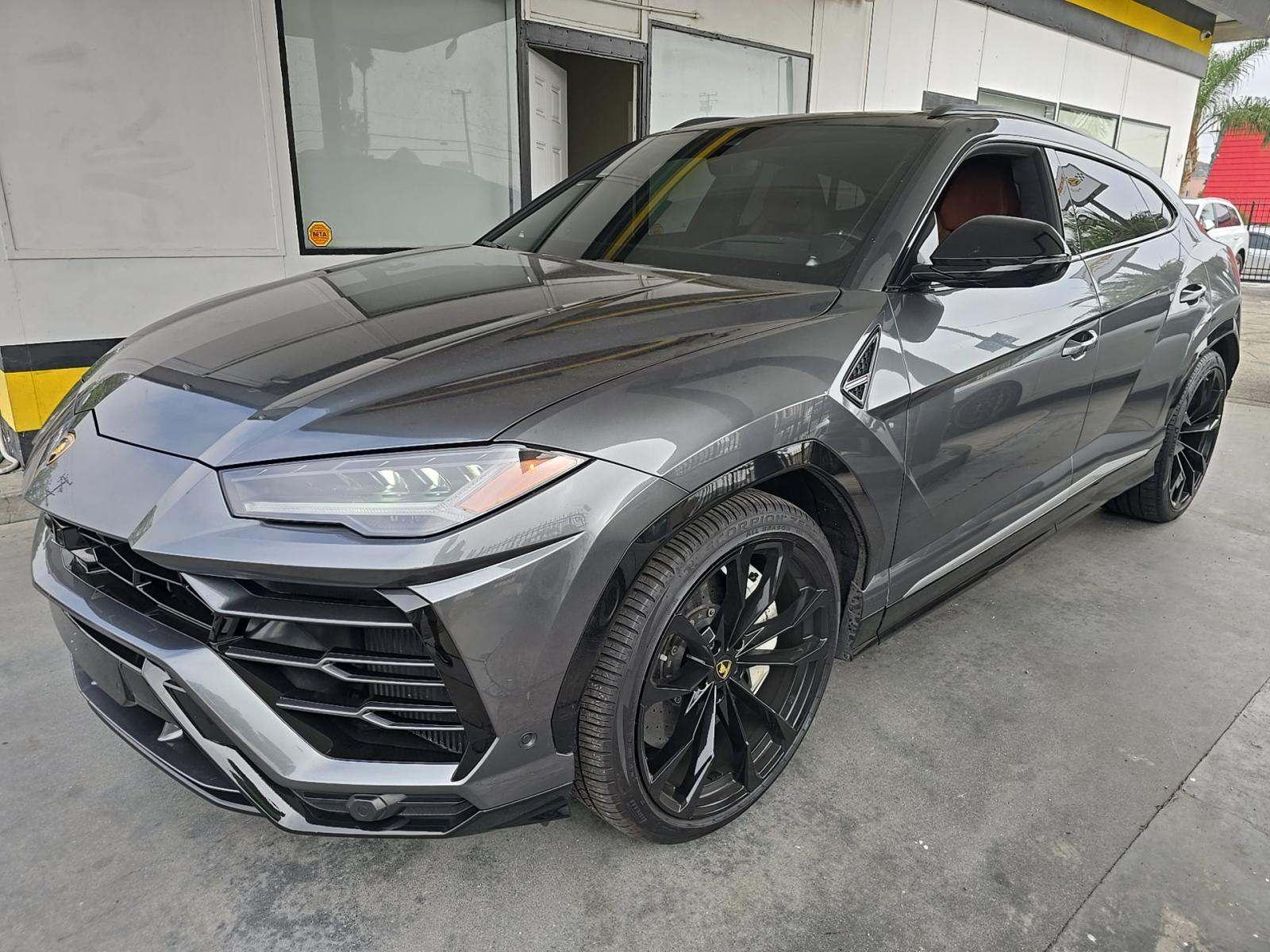 2020 Lamborghini Urus Base AWD