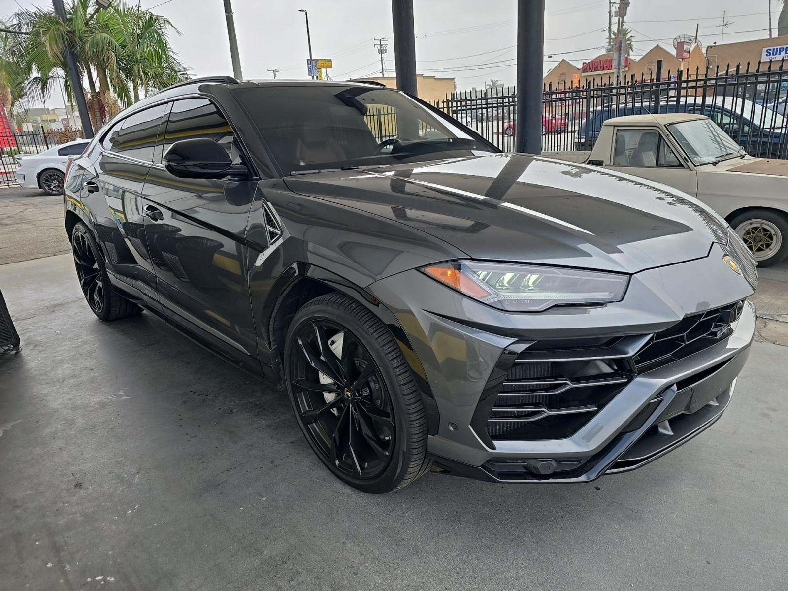 2020 Lamborghini Urus Base AWD