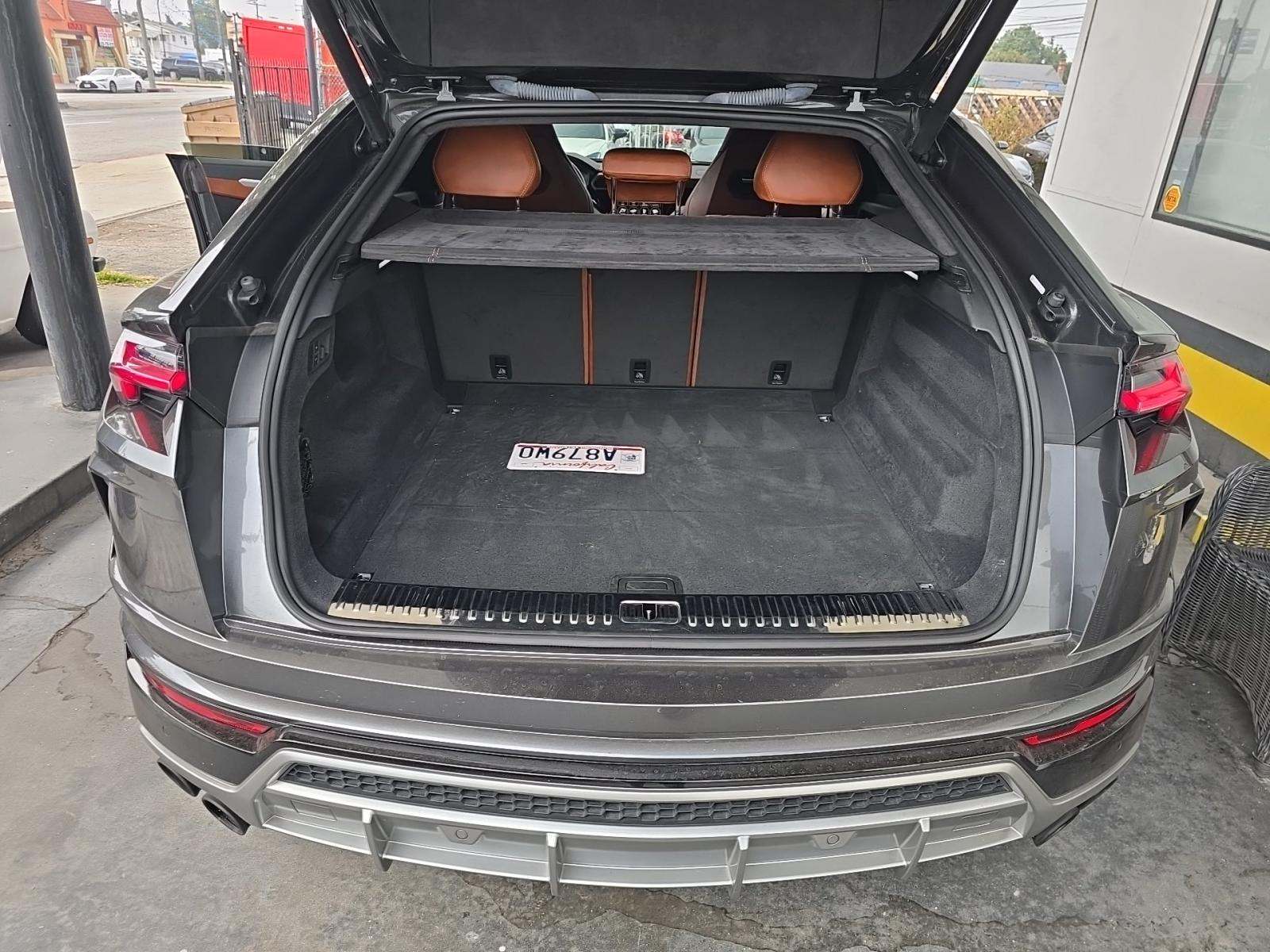 2020 Lamborghini Urus Base AWD