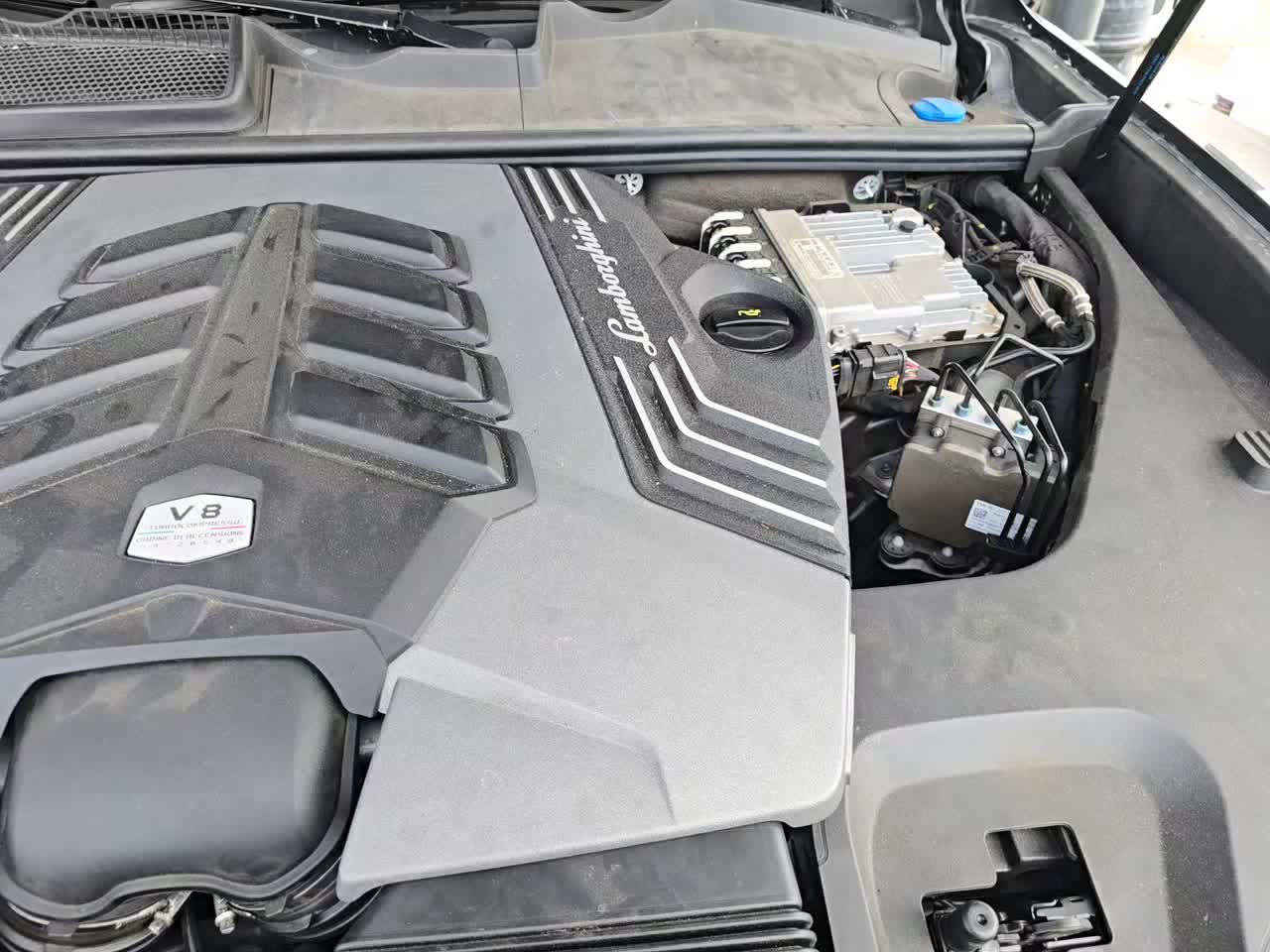 2020 Lamborghini Urus Base AWD