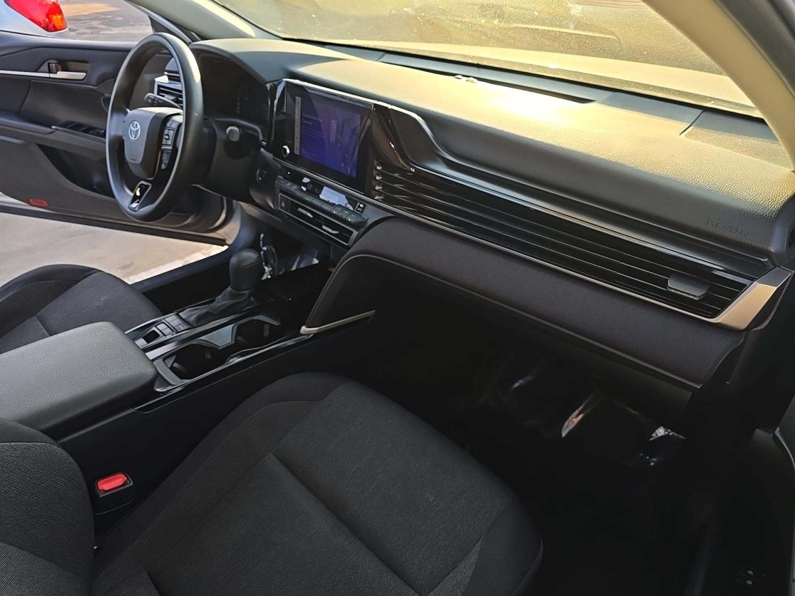 2025 Toyota Camry LE FWD