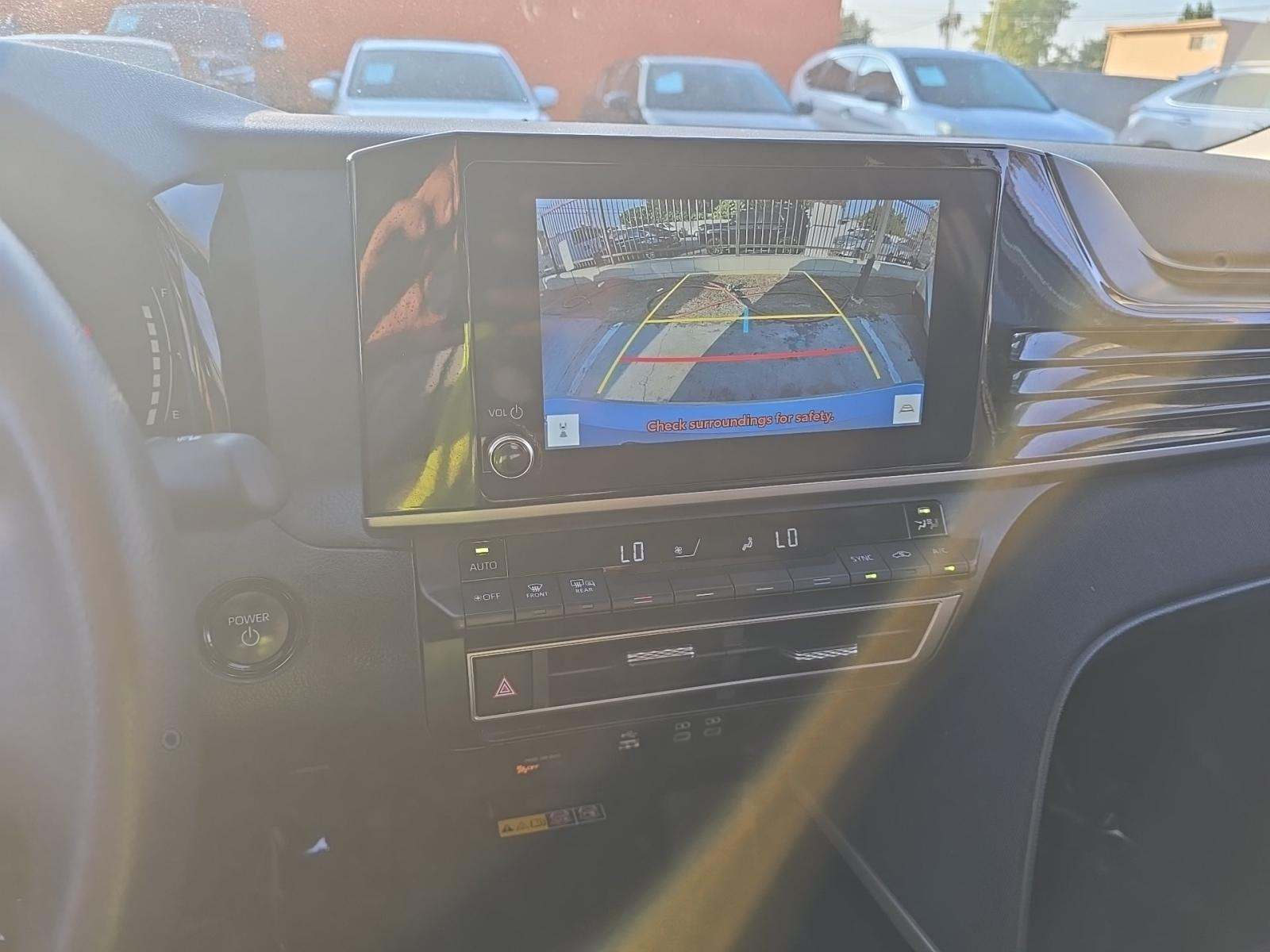 2025 Toyota Camry LE FWD