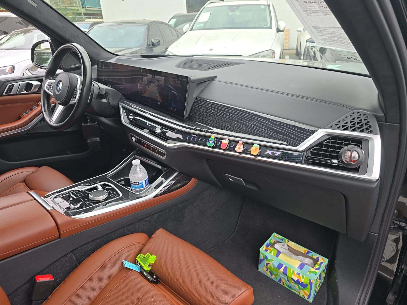 2023 BMW X7 xDrive40i AWD