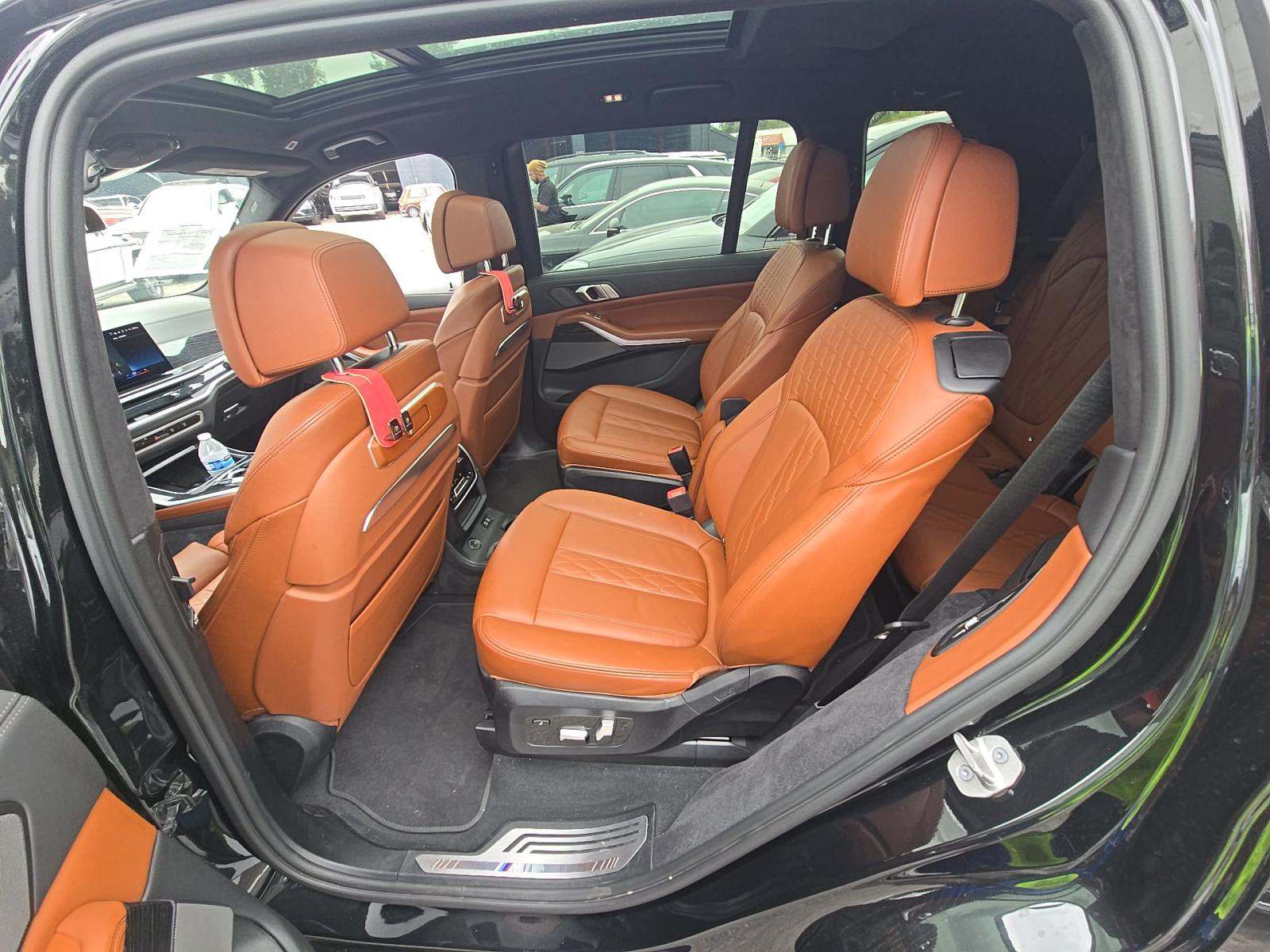 2023 BMW X7 xDrive40i AWD