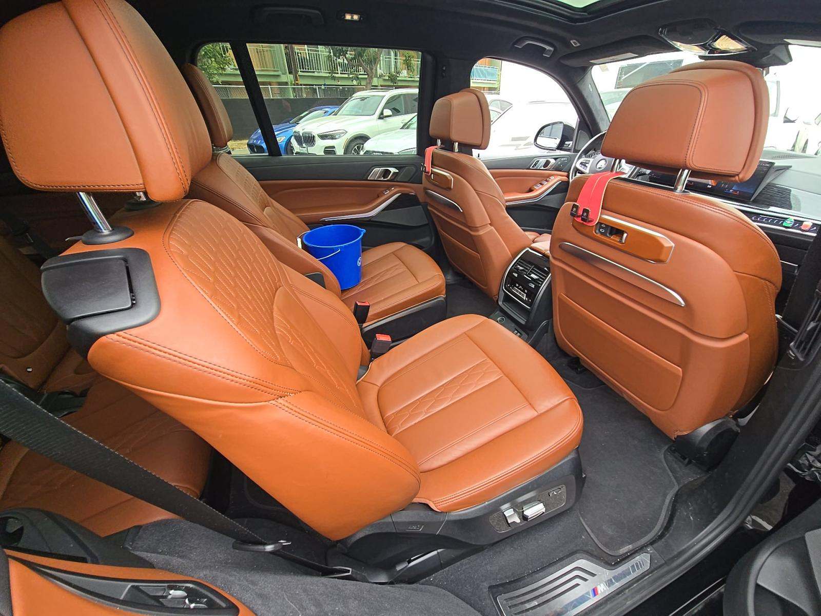 2023 BMW X7 xDrive40i AWD