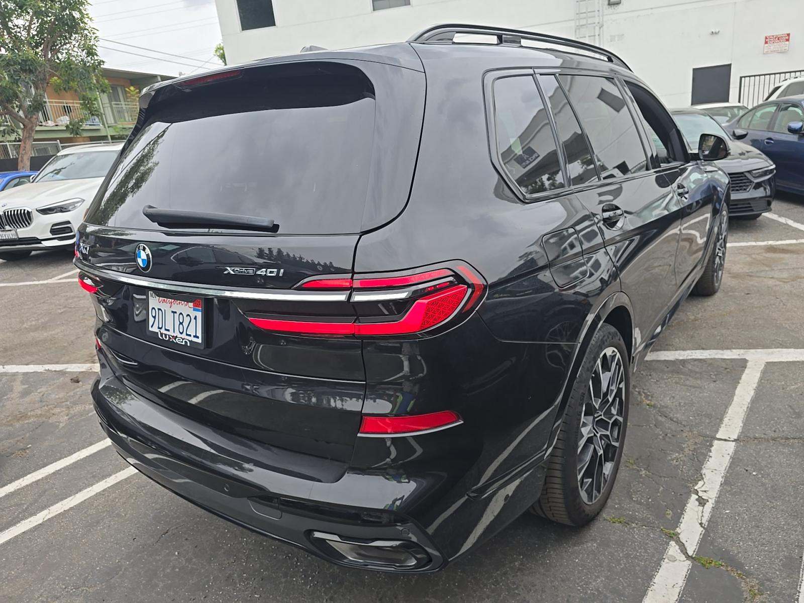 2023 BMW X7 xDrive40i AWD
