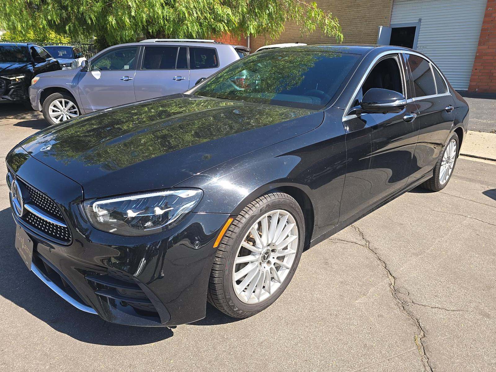 MERCEDES-BENZ E-CLASS - 1