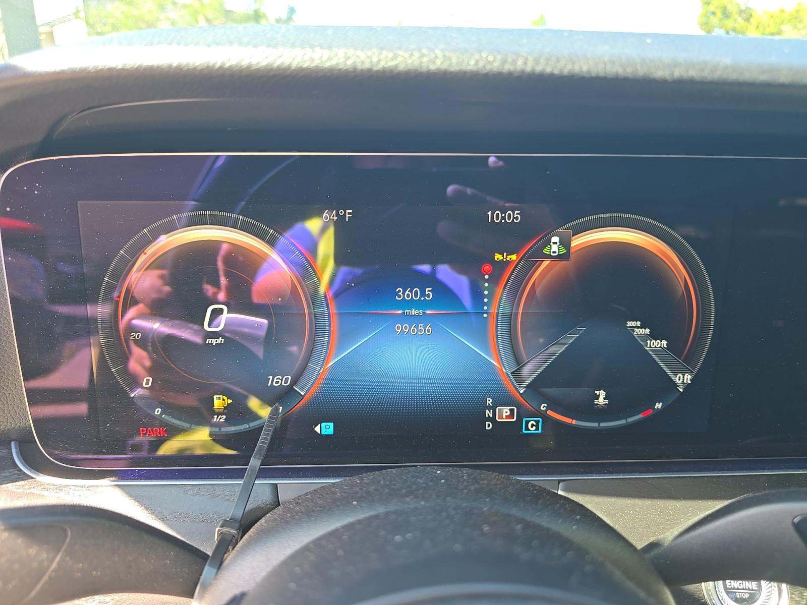 MERCEDES-BENZ E-CLASS - 9