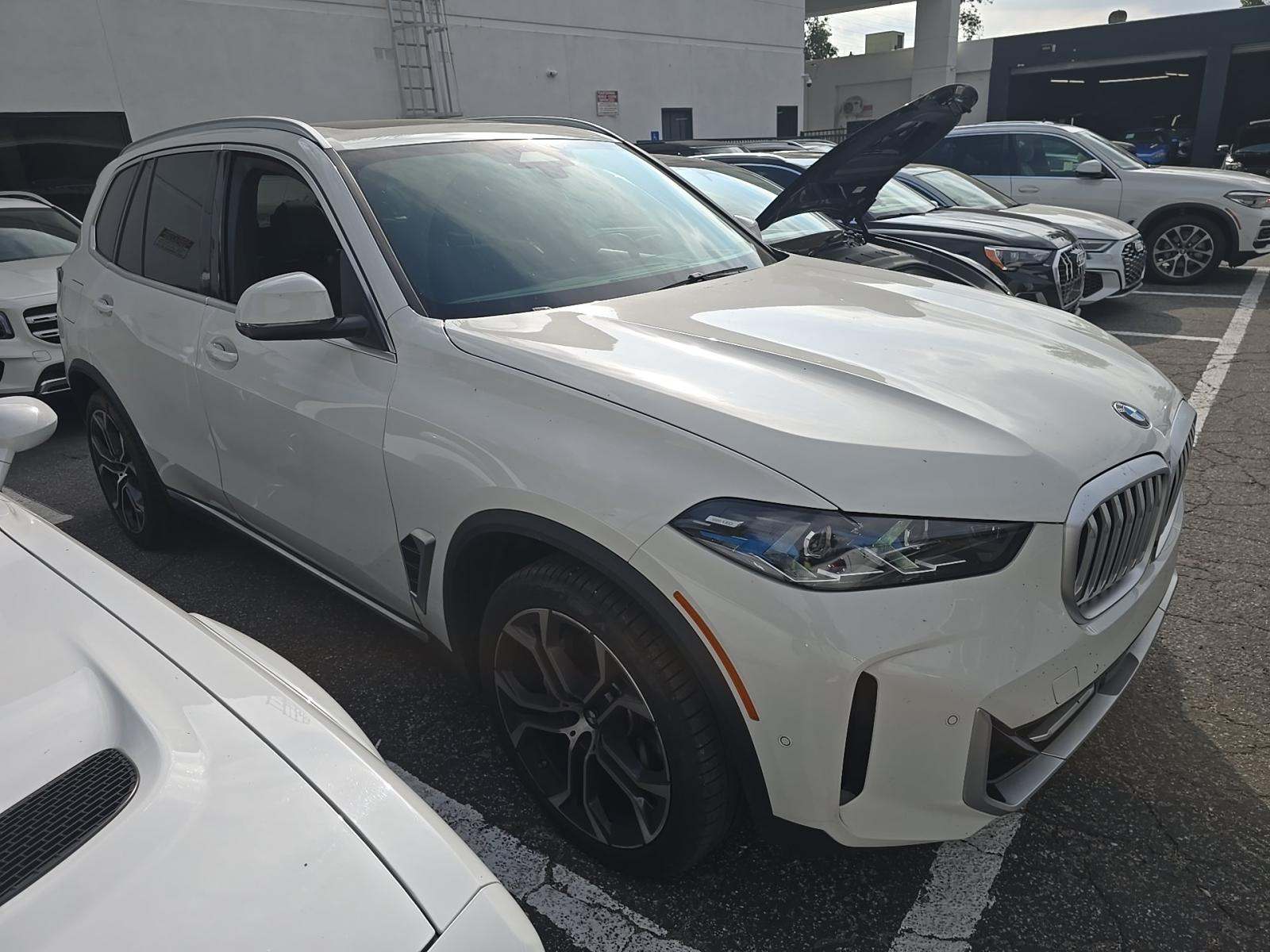 2025 BMW X5 xDrive40i AWD