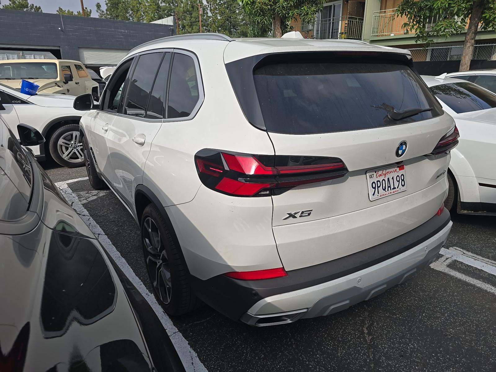 2025 BMW X5 xDrive40i AWD