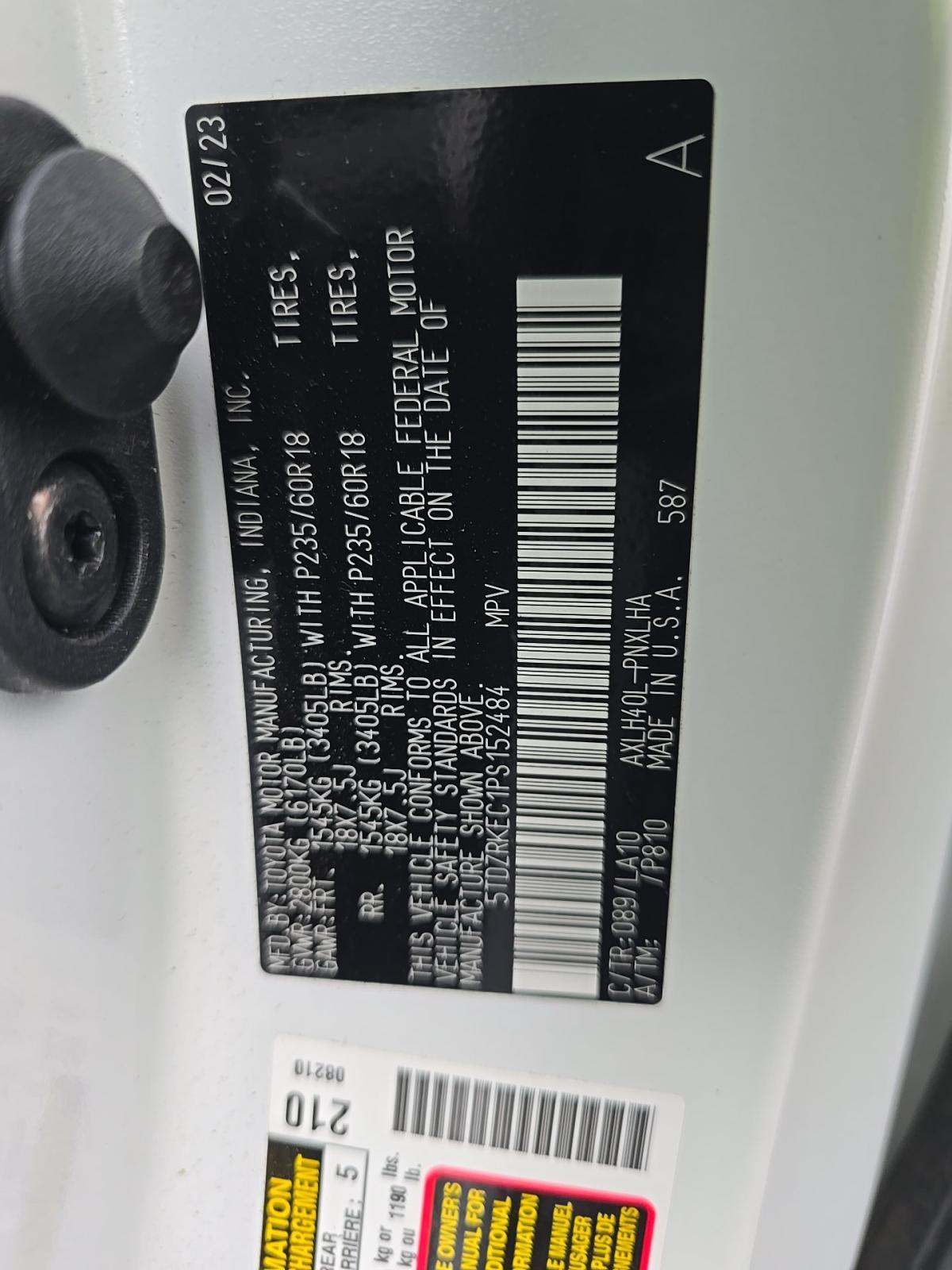 2023 Toyota Sienna Limited FWD