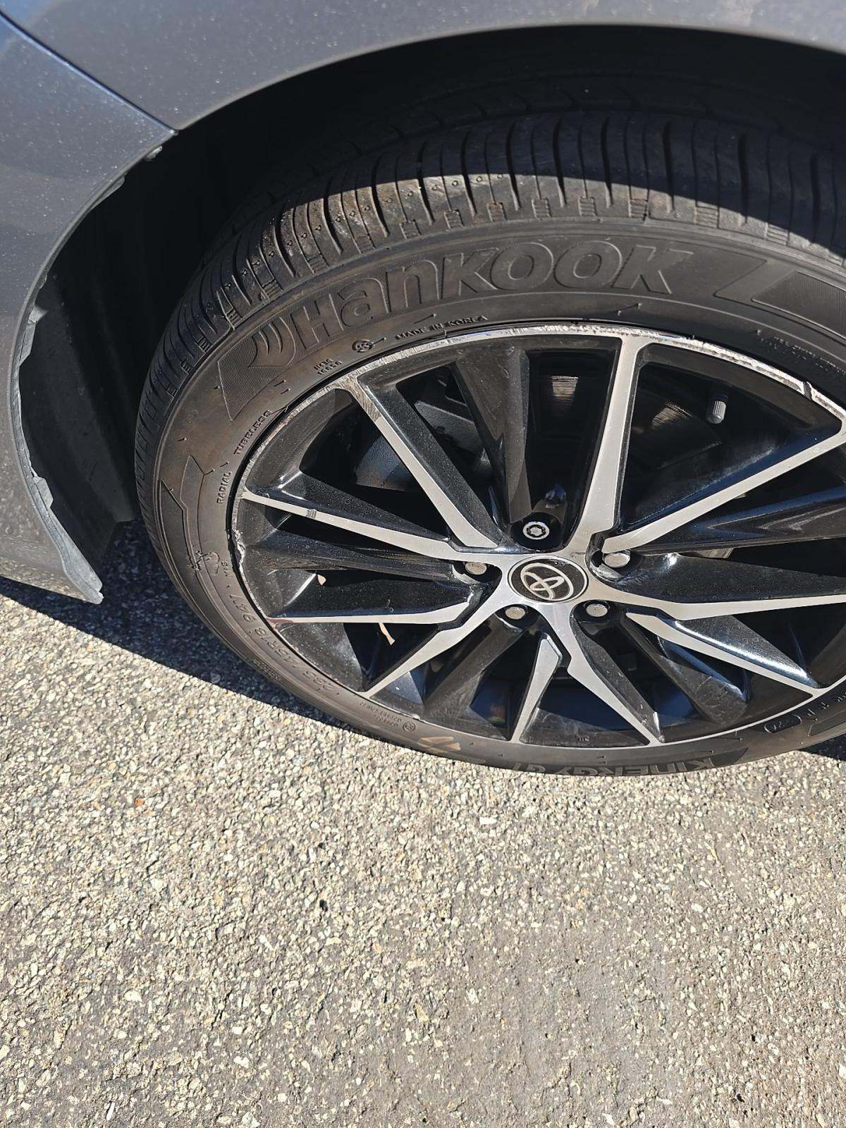 2024 Toyota Camry SE FWD