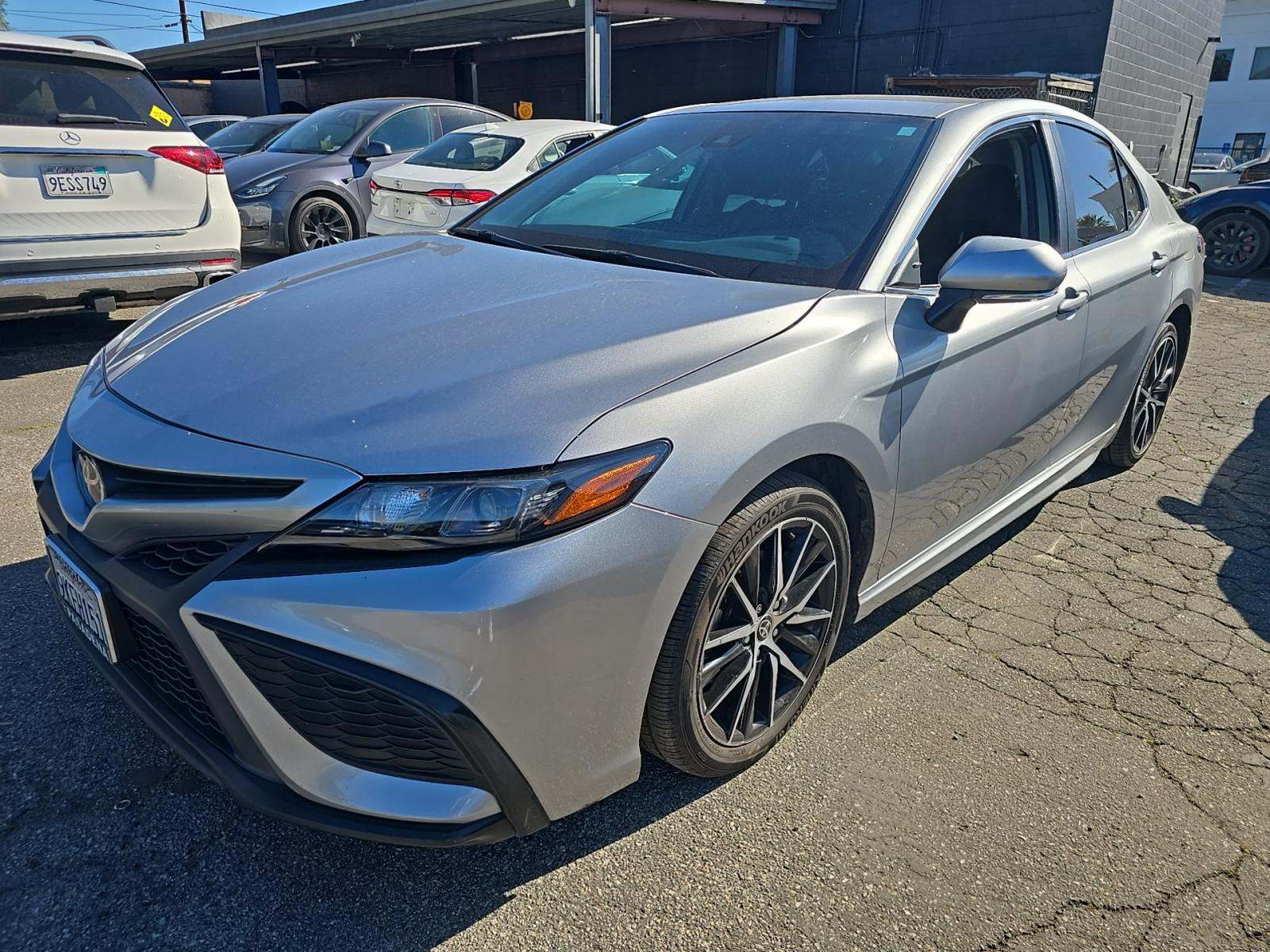 2024 Toyota Camry SE FWD