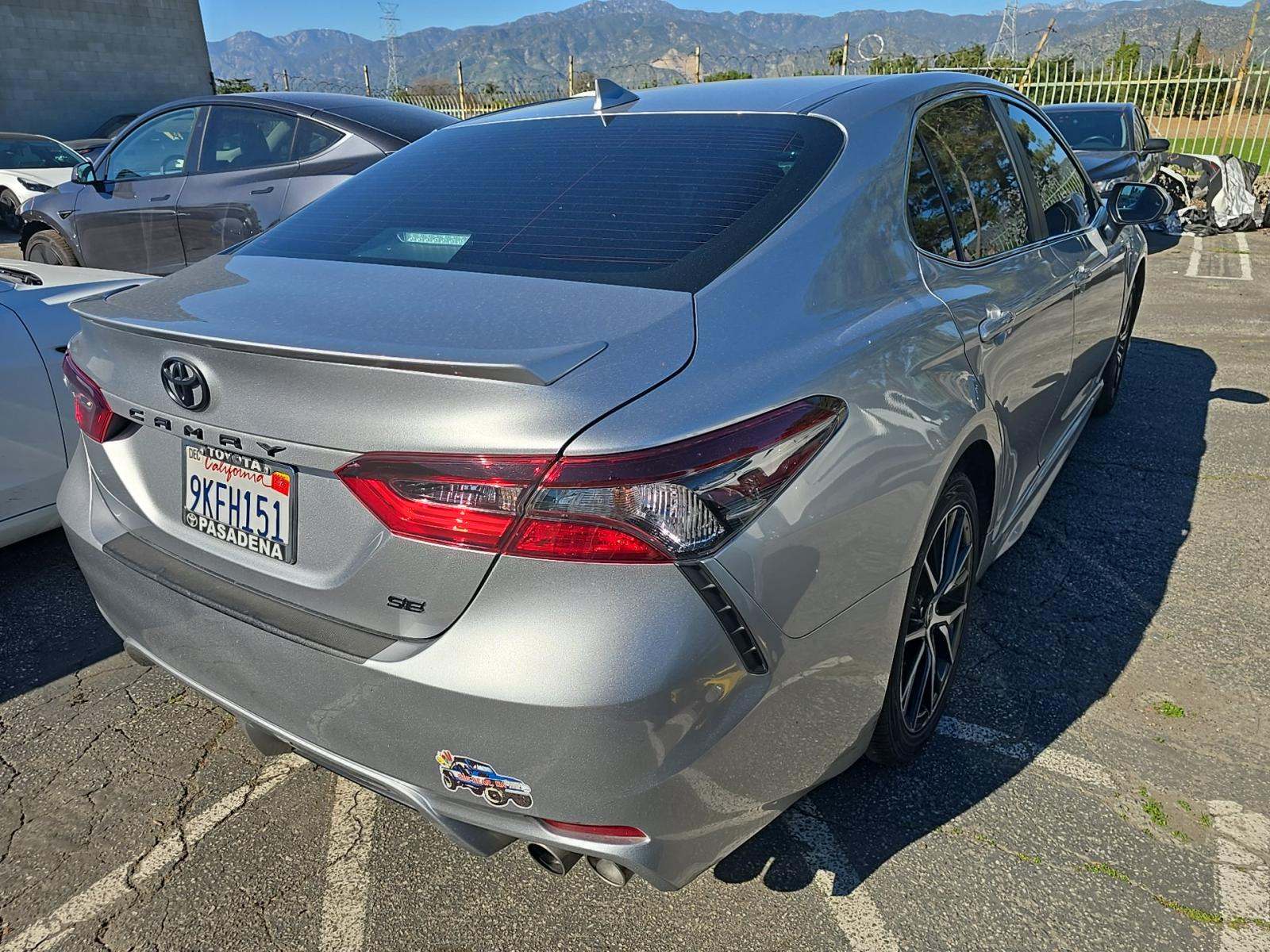 2024 Toyota Camry SE FWD