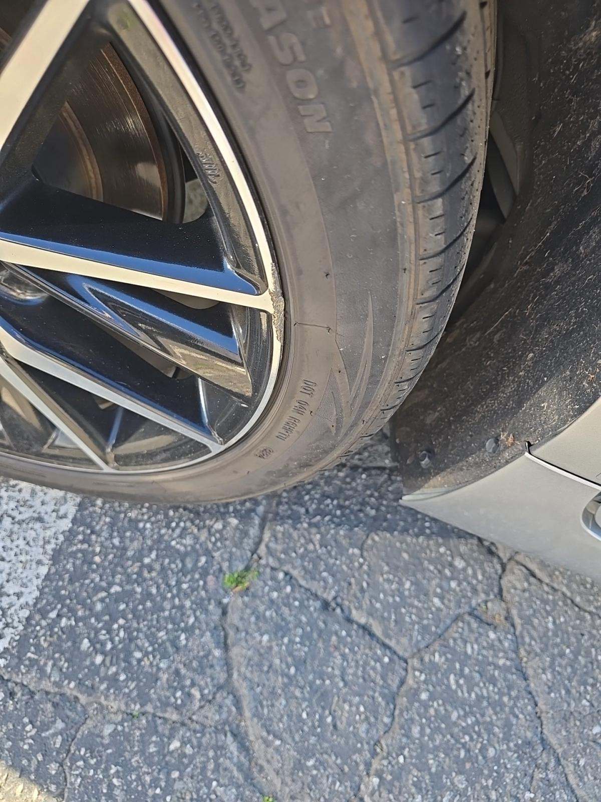 2024 Toyota Camry SE FWD