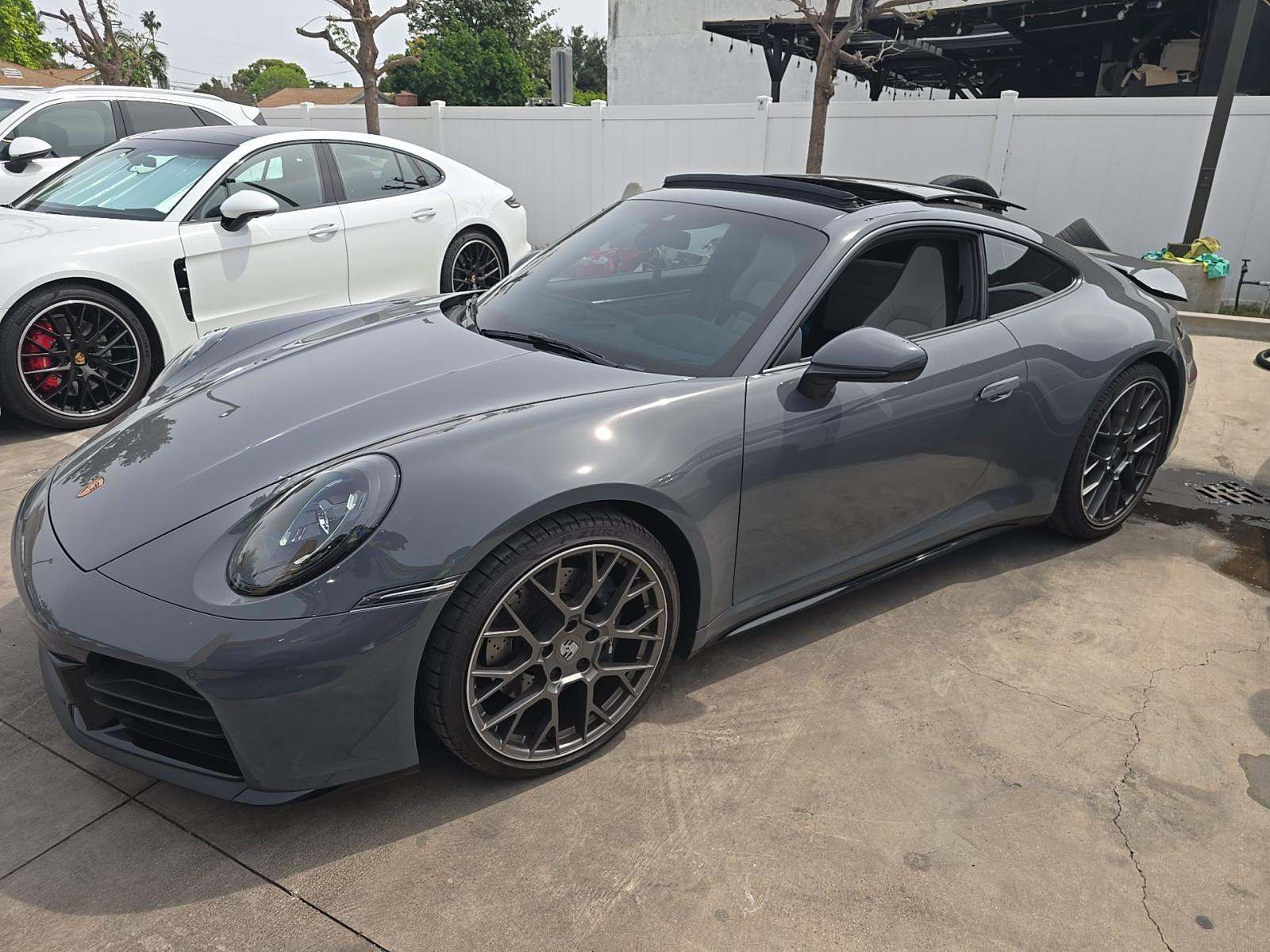 2025 Porsche 911 Carrera RWD