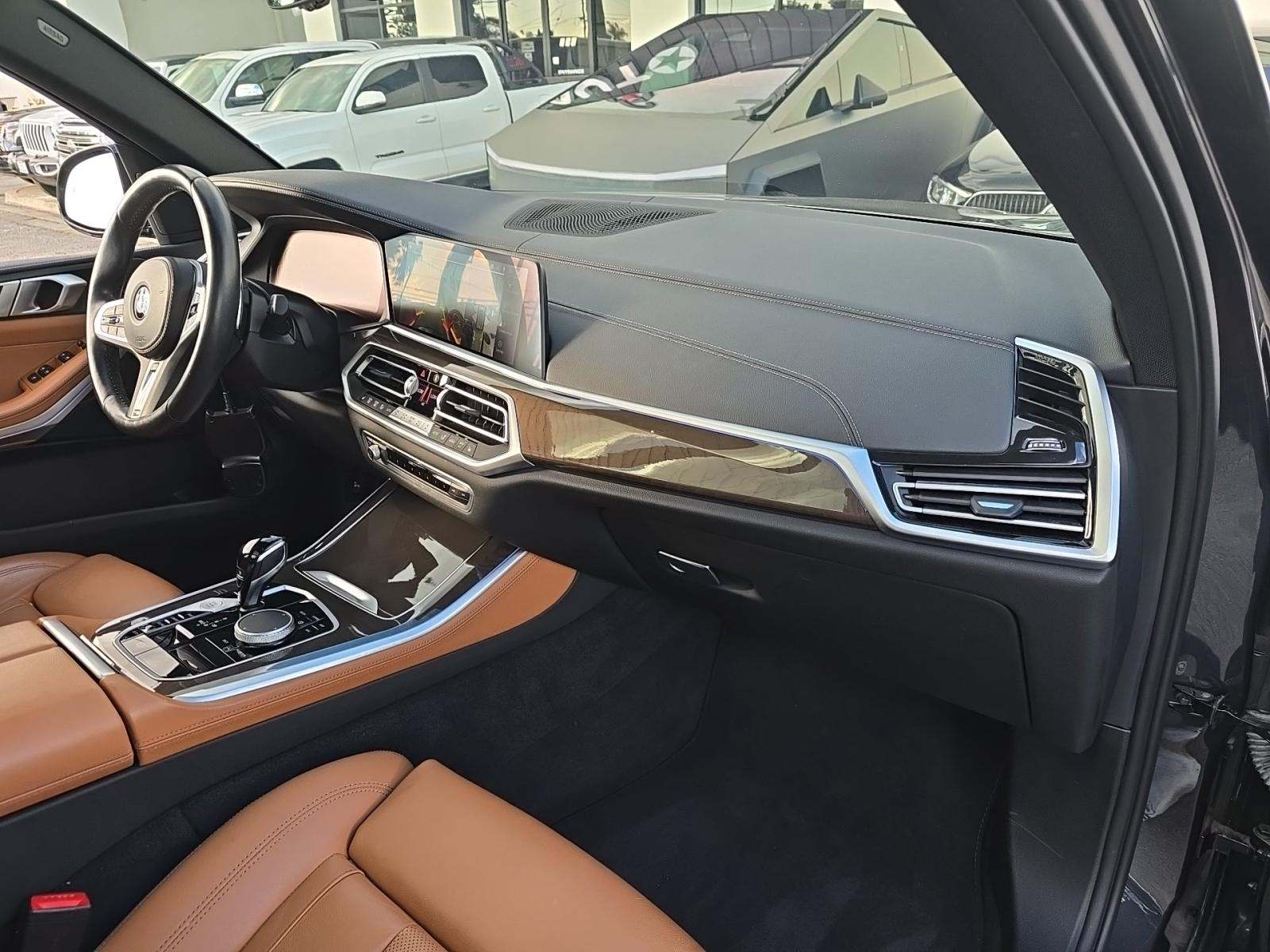 2022 BMW X5 xDrive40i AWD