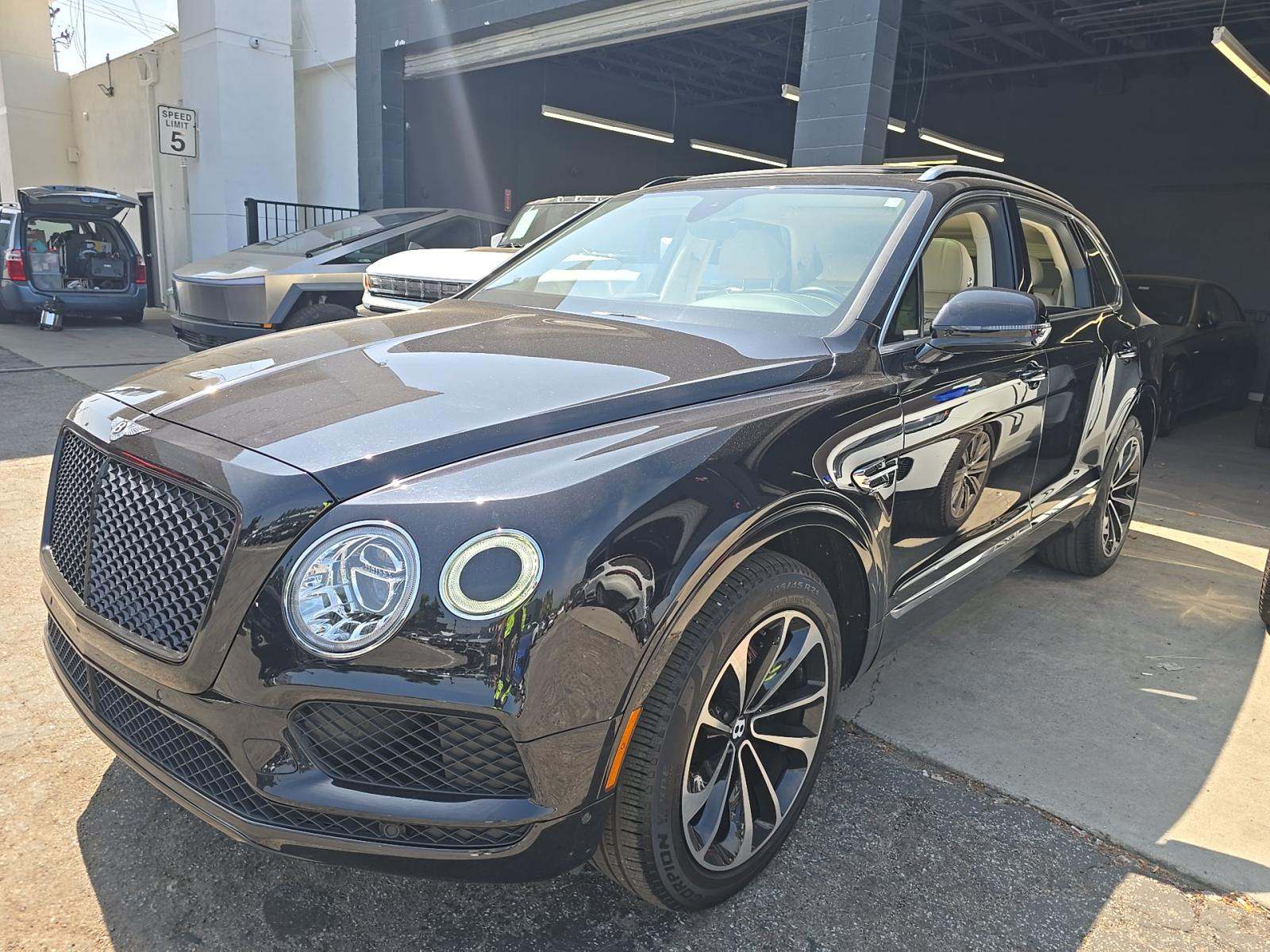 2019 Bentley Bentayga V8 AWD