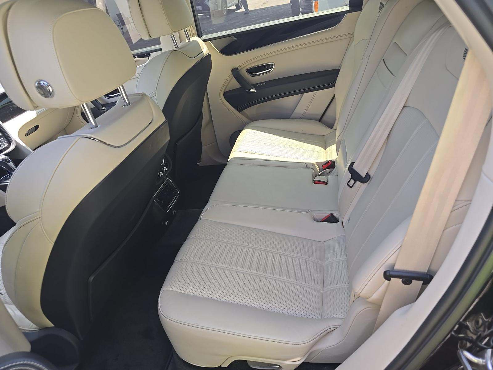 2019 Bentley Bentayga V8 AWD