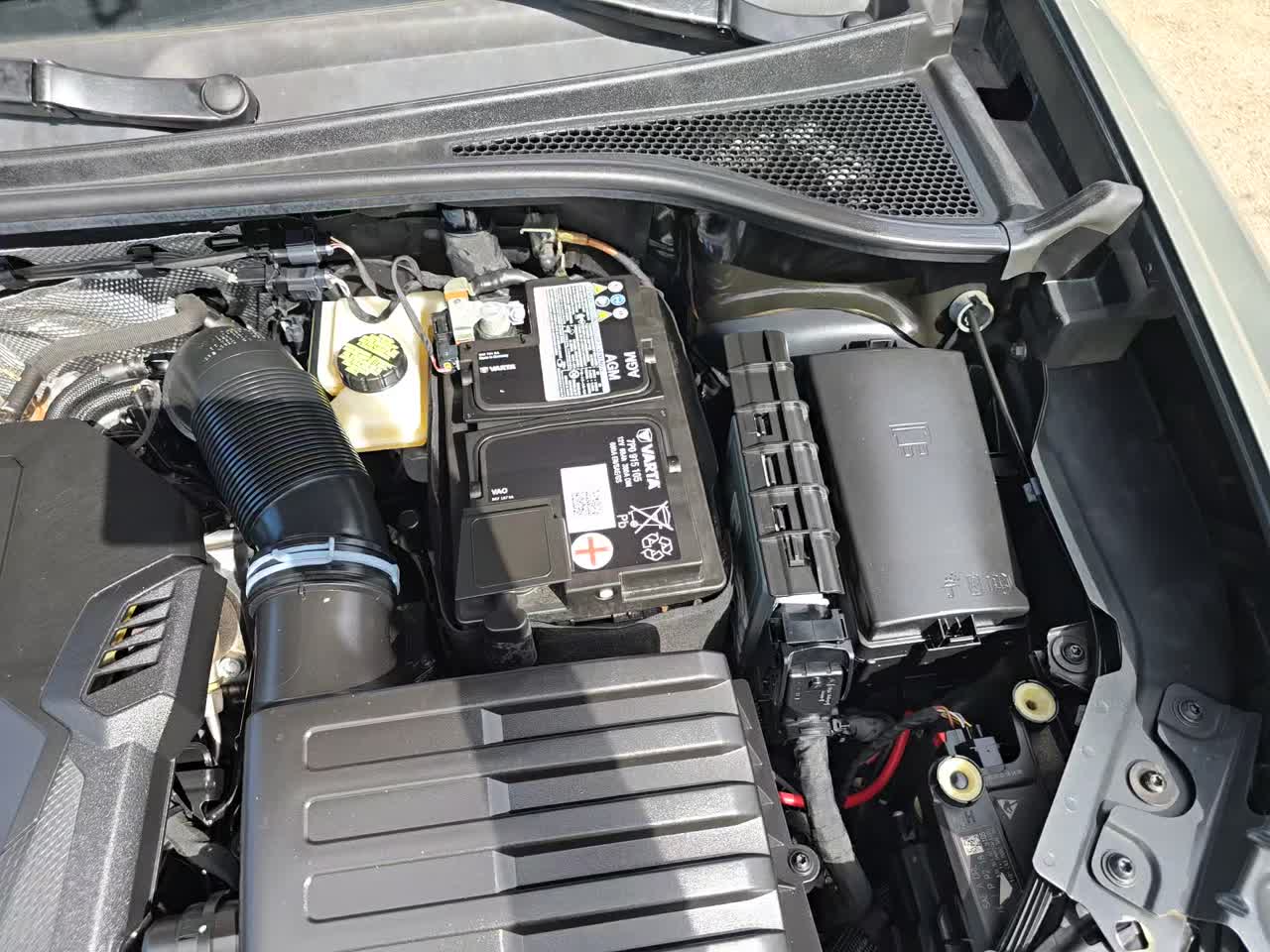 2022 Audi Q3 2.0T S line Premium AWD