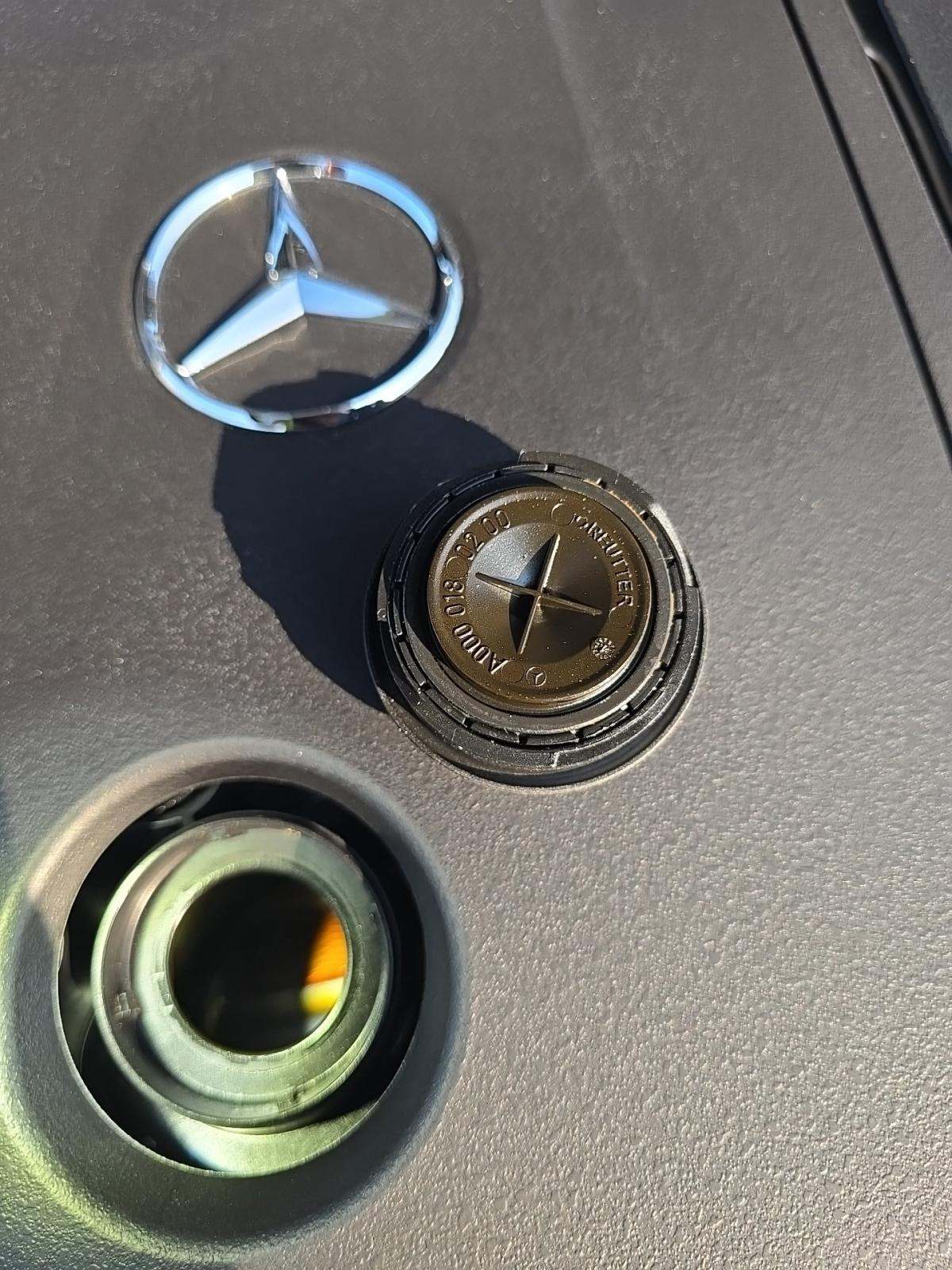 2024 Mercedes-Benz GLC GLC 300 RWD