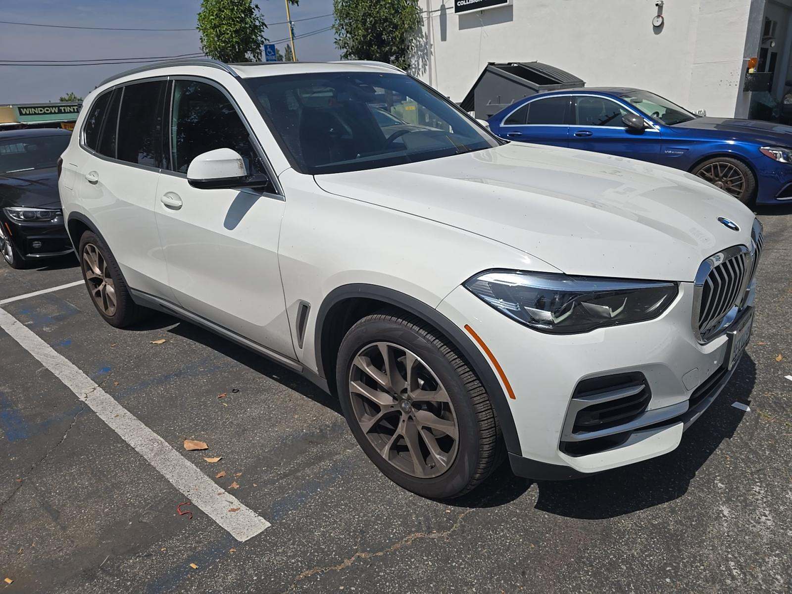 2023 BMW X5 xDrive40i AWD