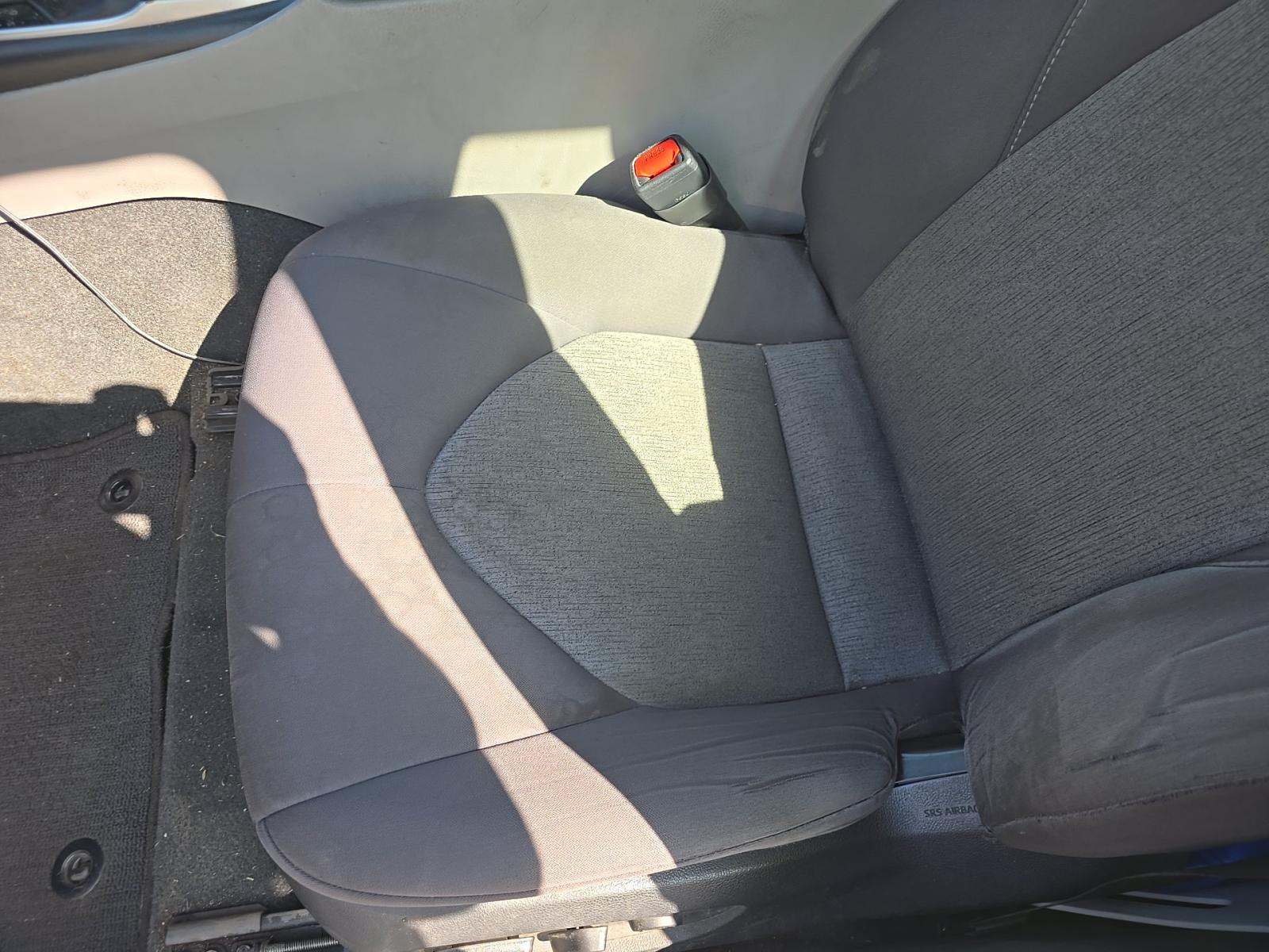 2023 Toyota Camry Hybrid LE FWD