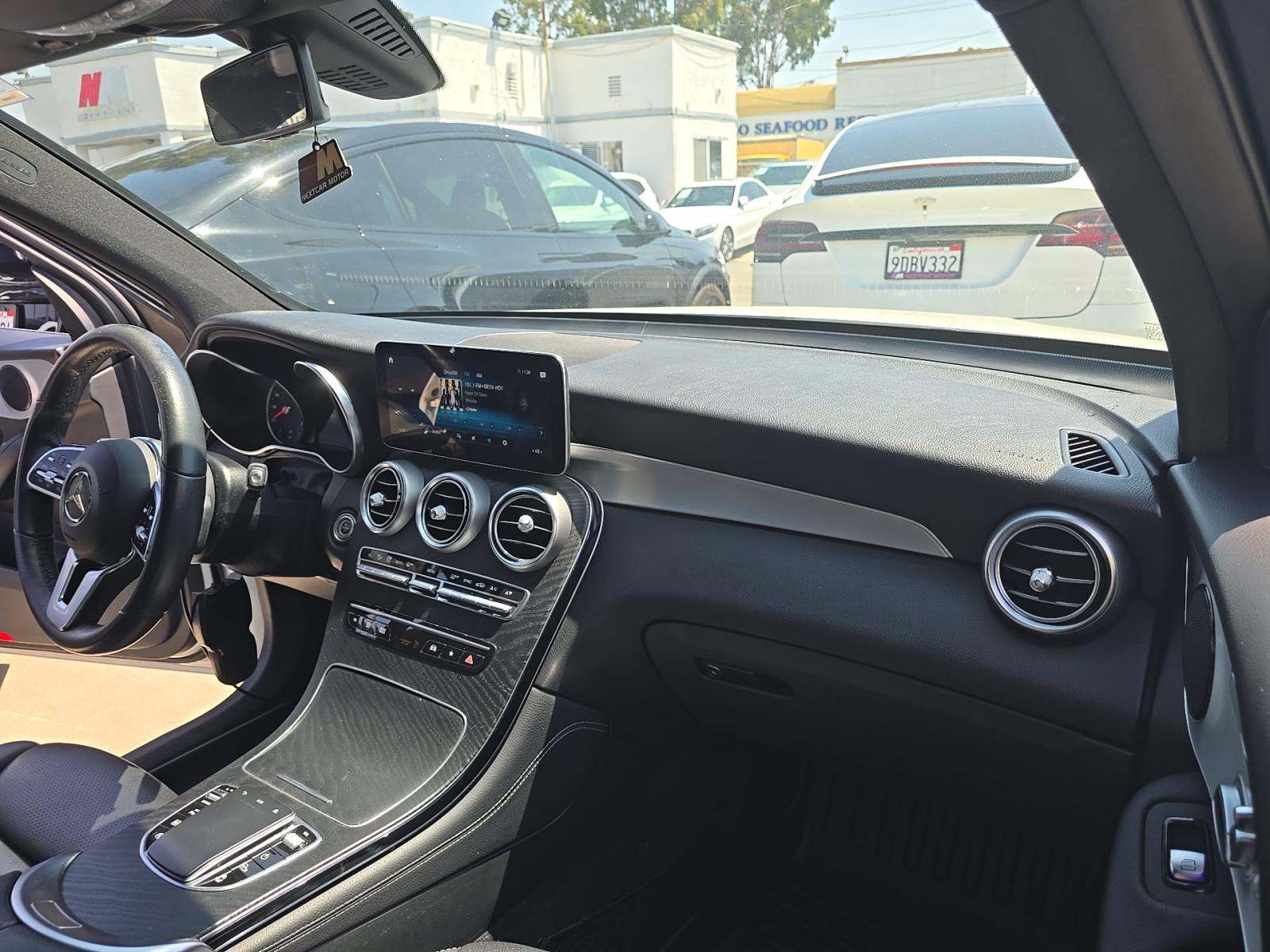 2020 Mercedes-Benz GLC GLC 300 RWD