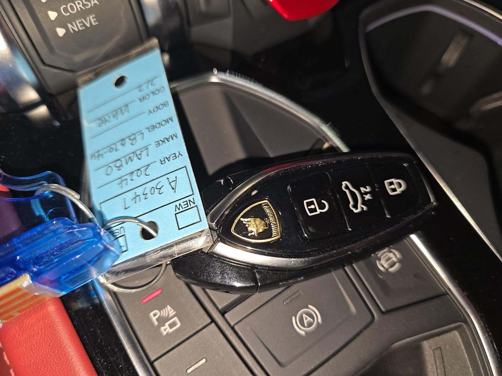 2024 Lamborghini Urus S AWD