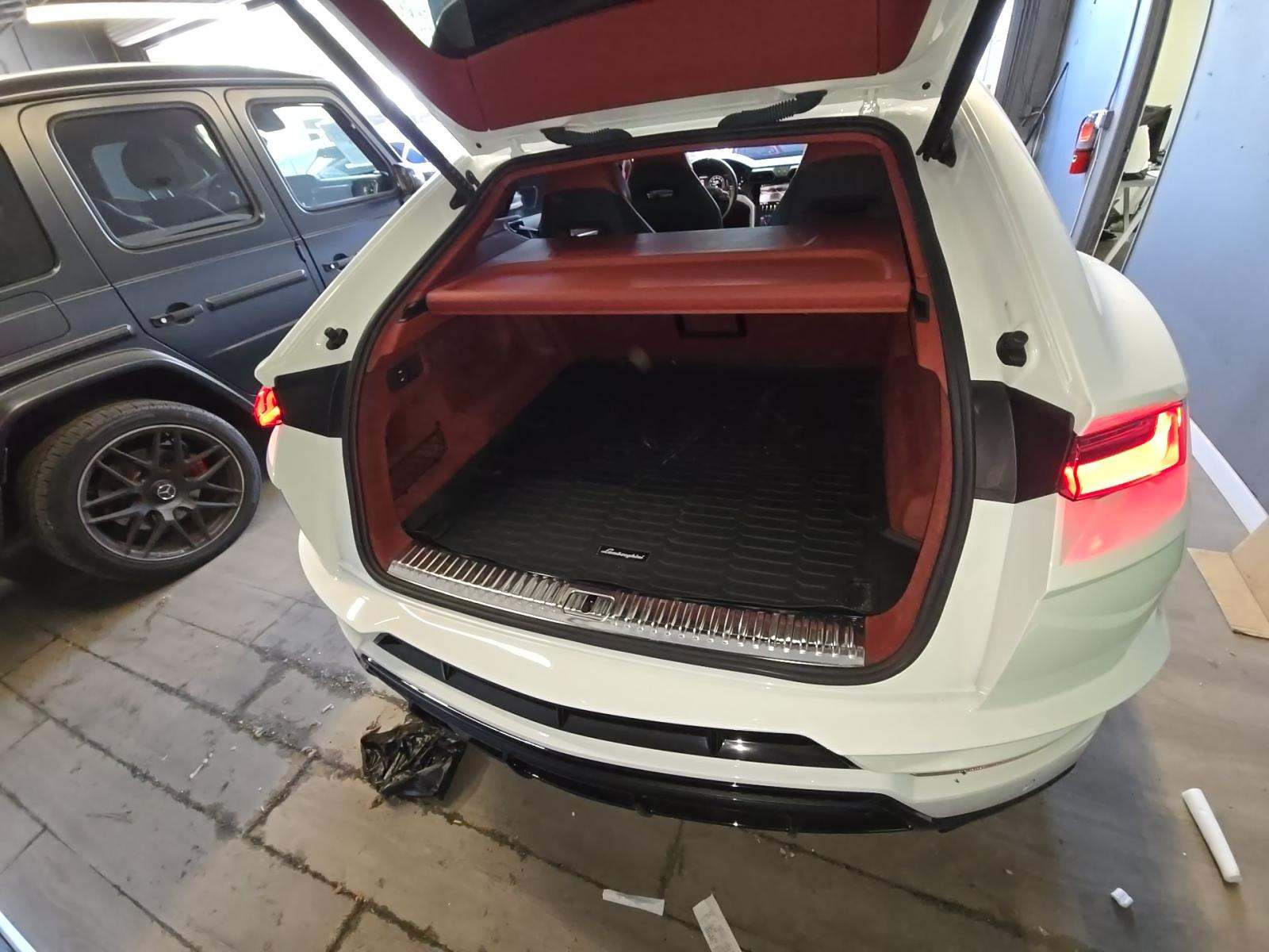 2024 Lamborghini Urus S AWD