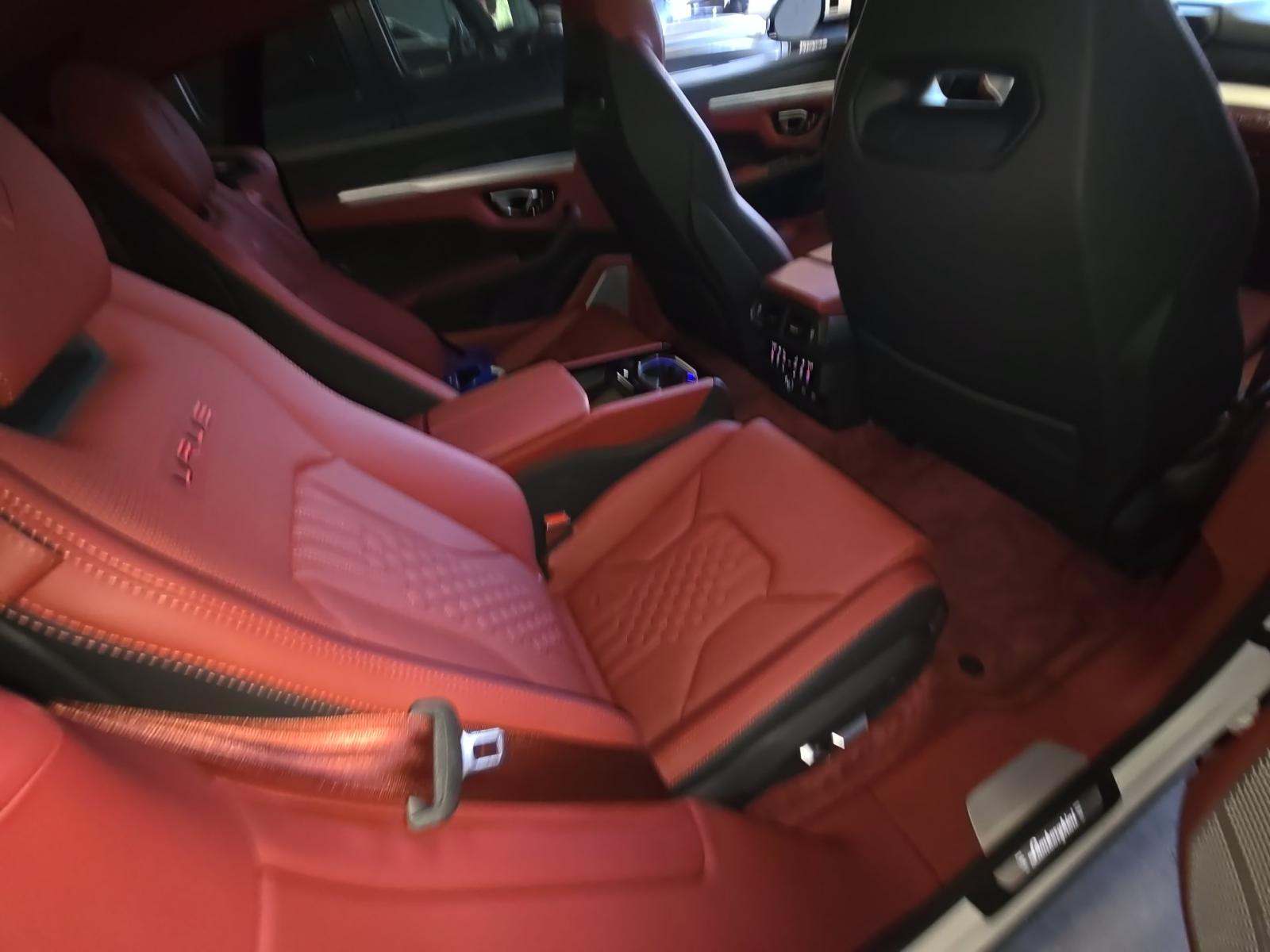 2024 Lamborghini Urus S AWD