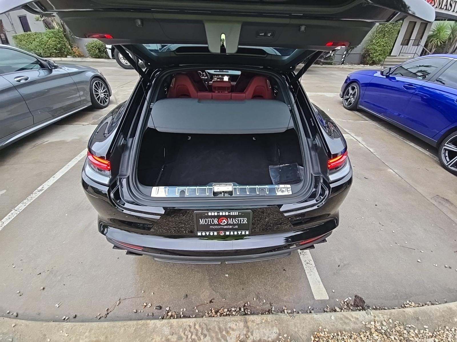 2023 Porsche Panamera Base RWD