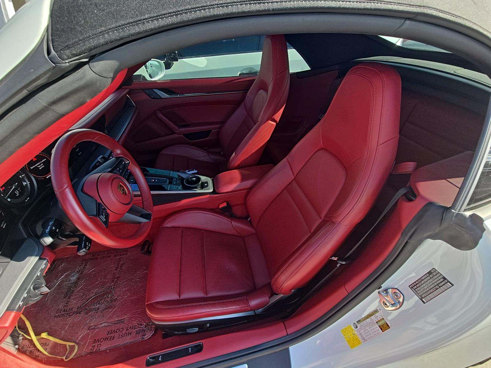 2022 Porsche 911 Carrera RWD