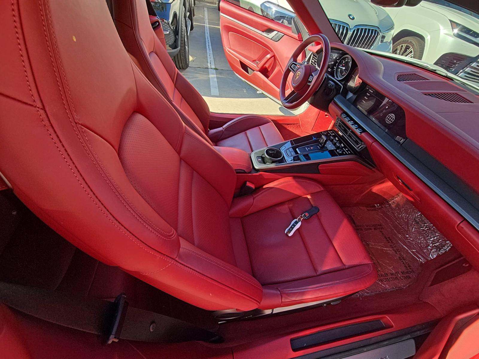 2022 Porsche 911 Carrera RWD