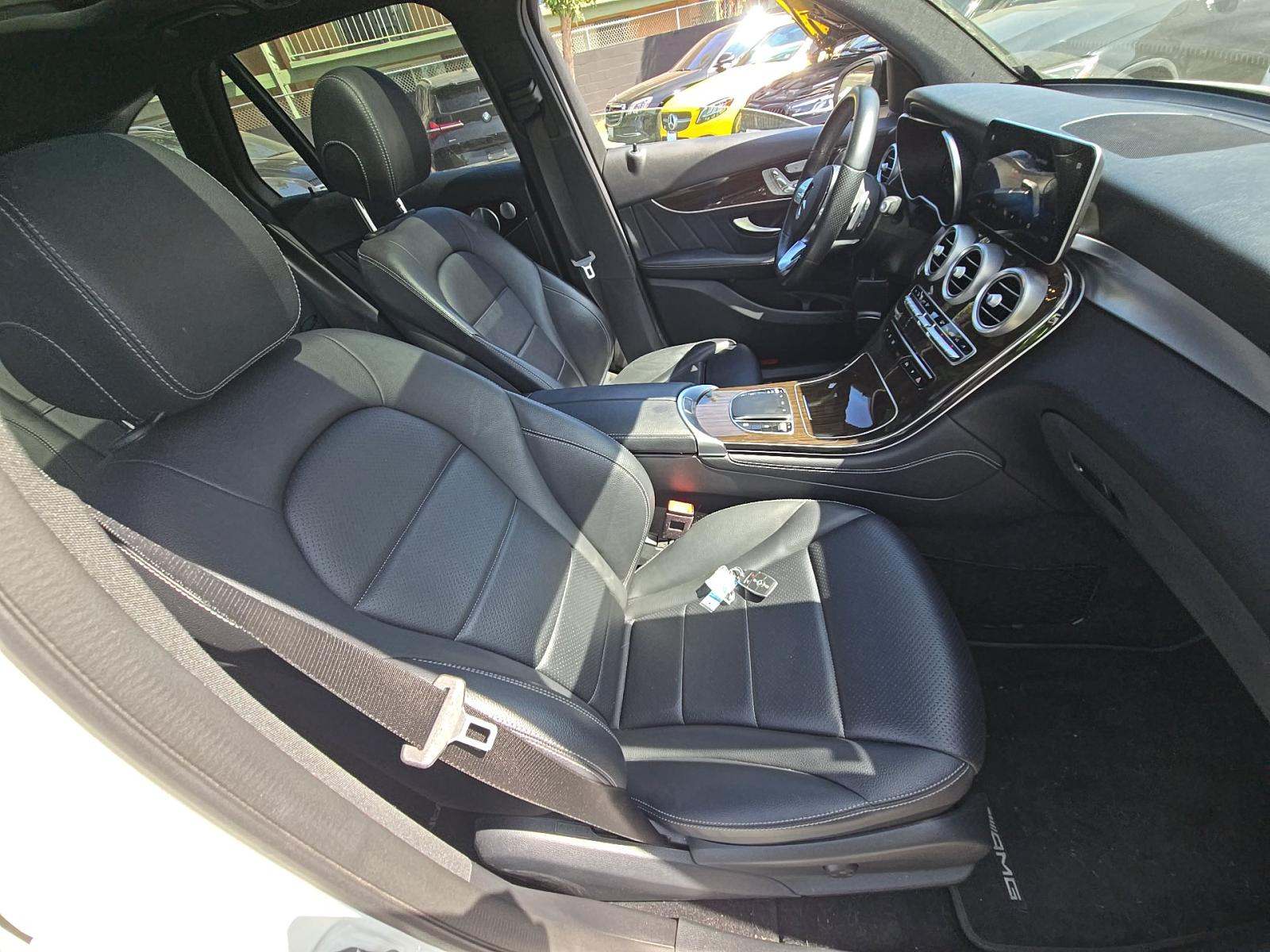 2020 Mercedes-Benz GLC GLC 300 RWD