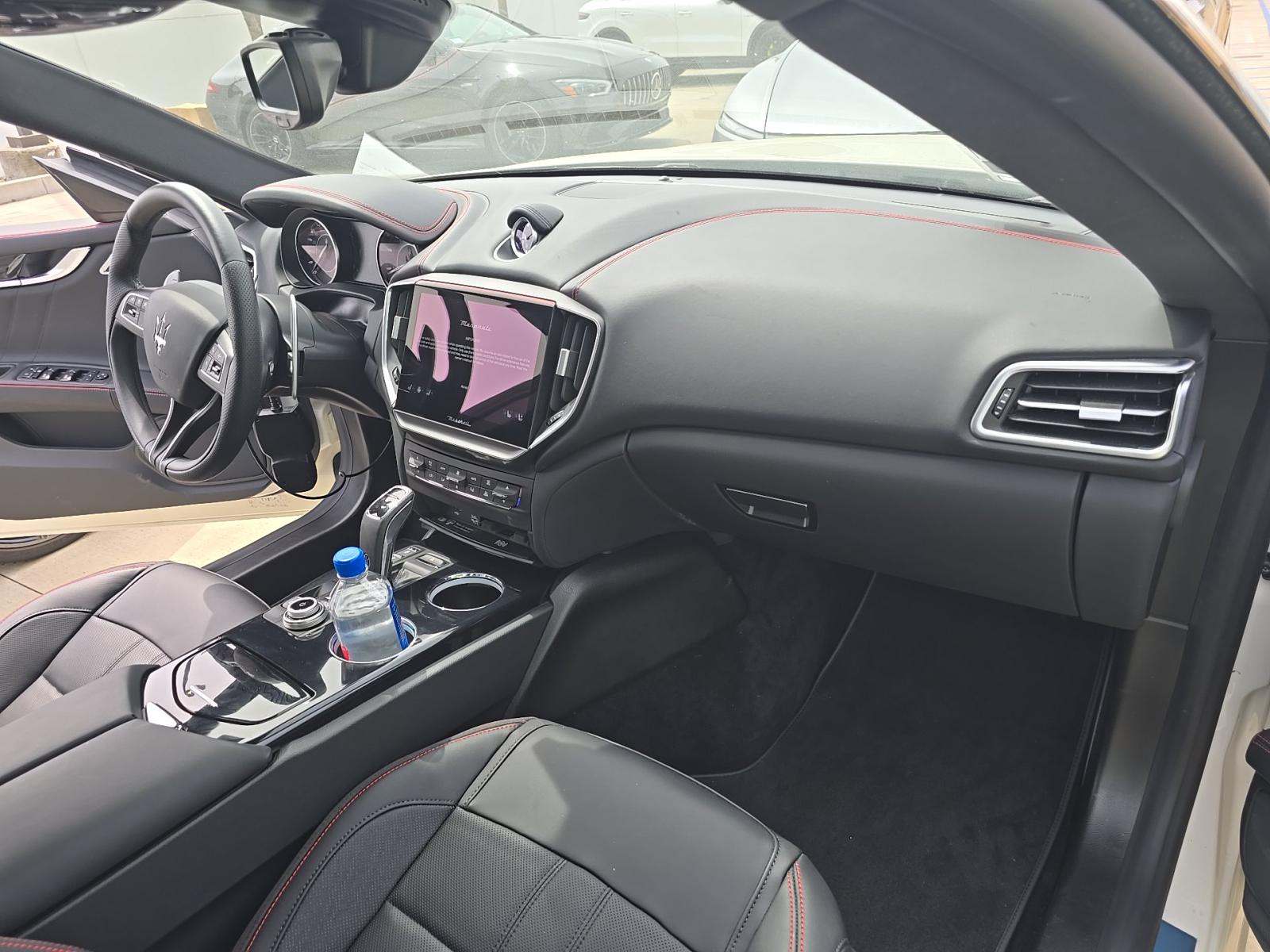 2024 Maserati Ghibli Modena Q4 AWD