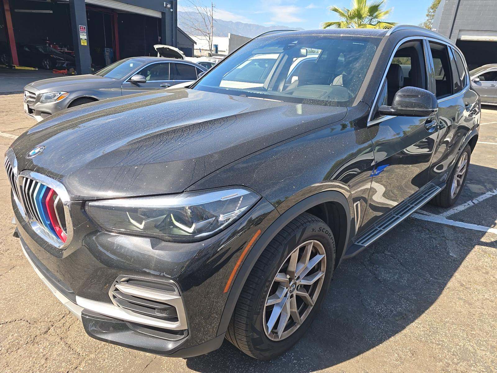 2023 BMW X5 xDrive40i AWD