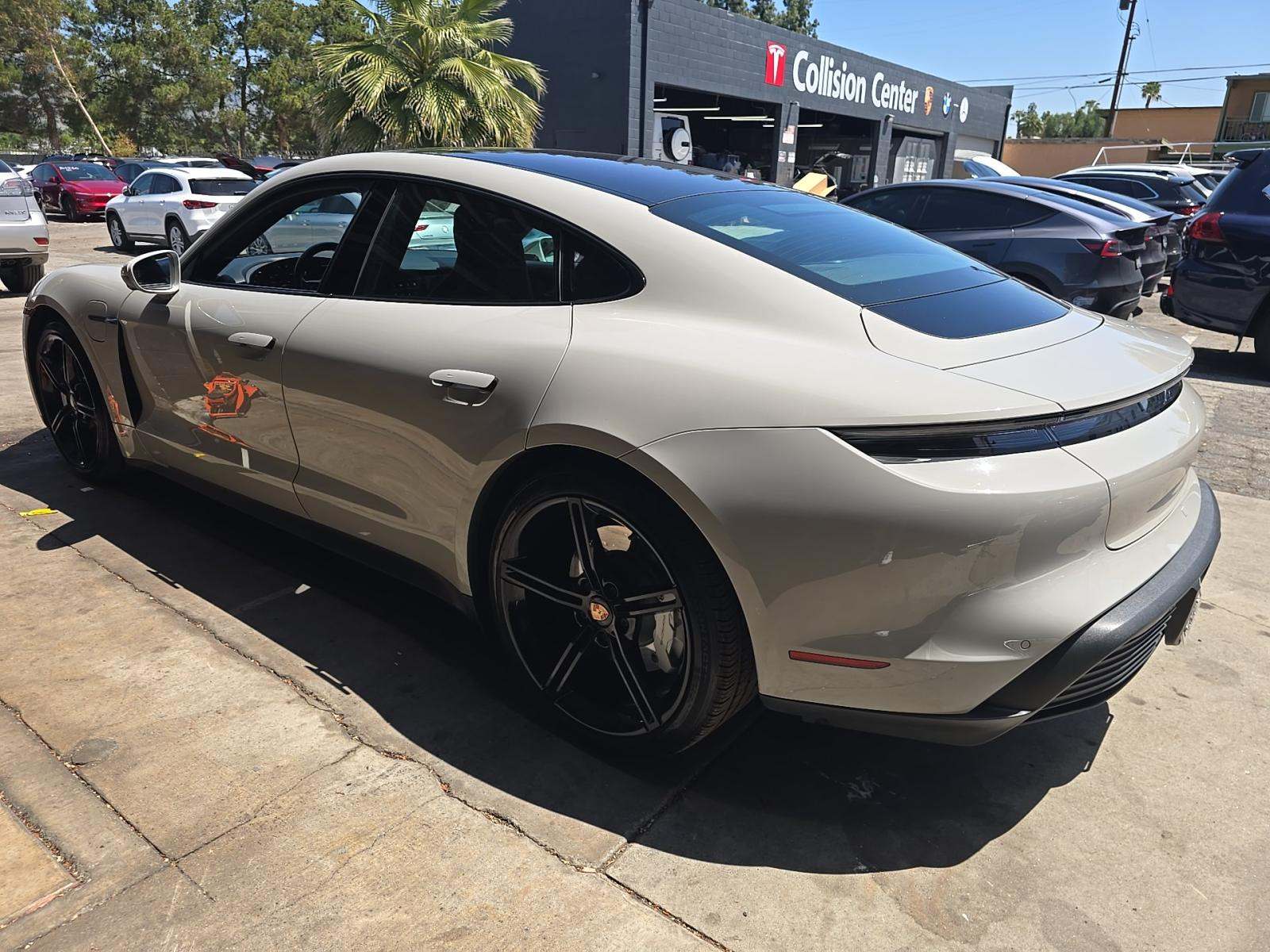 PORSCHE TAYCAN - 2