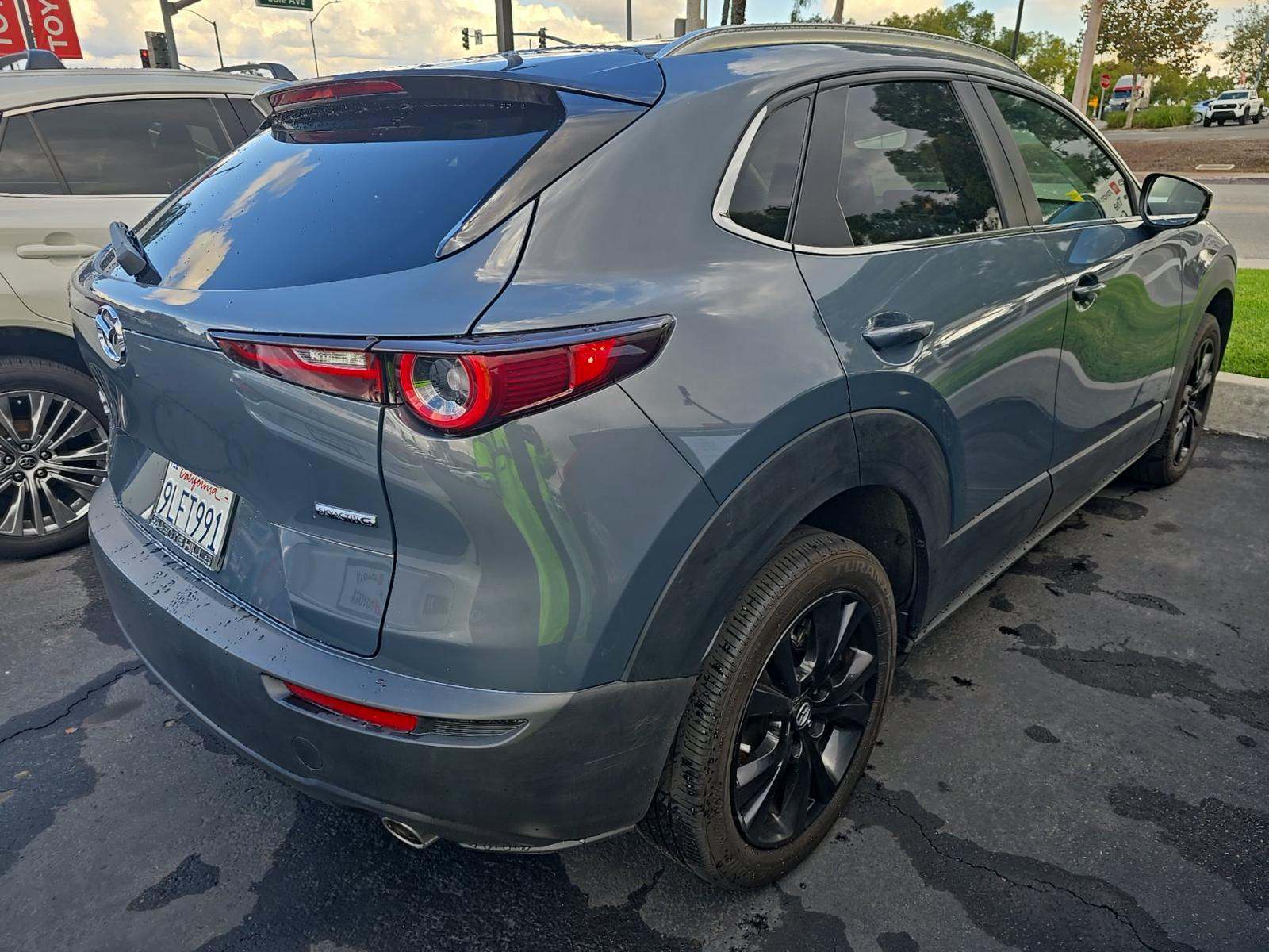2024 MAZDA CX-30 2.5 S Carbon Edition AWD