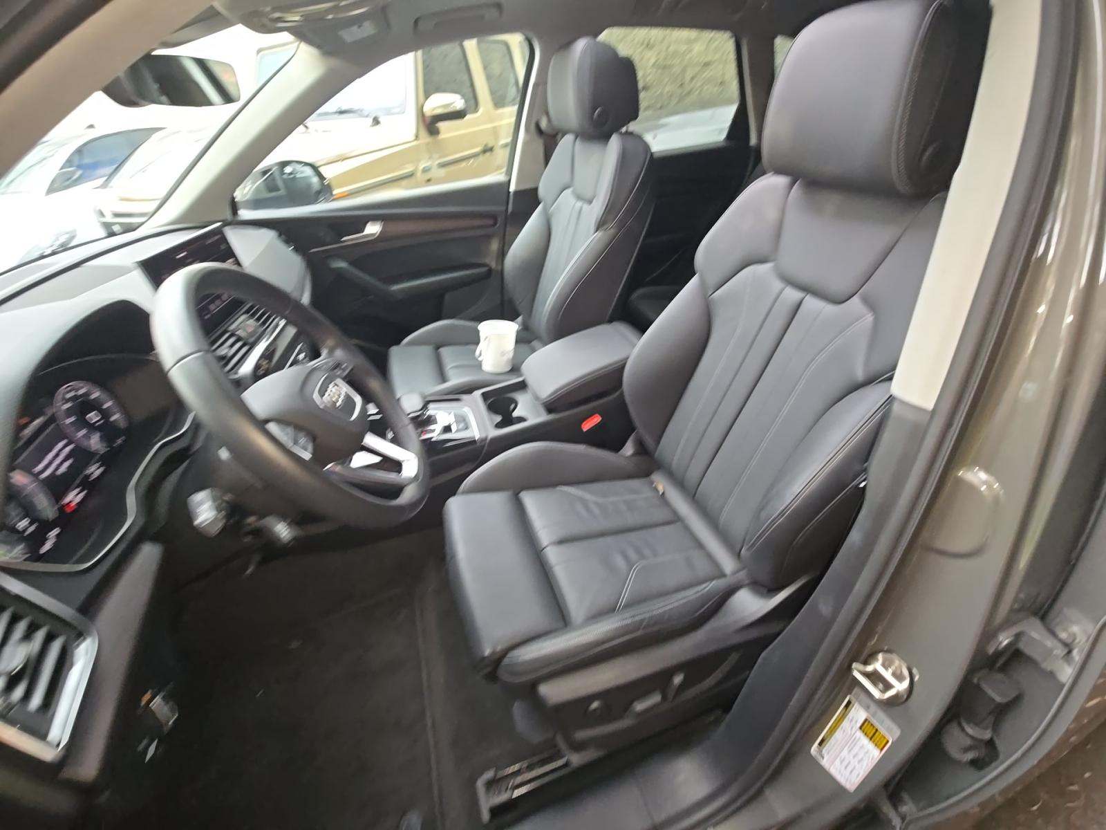 2023 Audi Q5 e Plug-In Hybrid S line Premium AWD