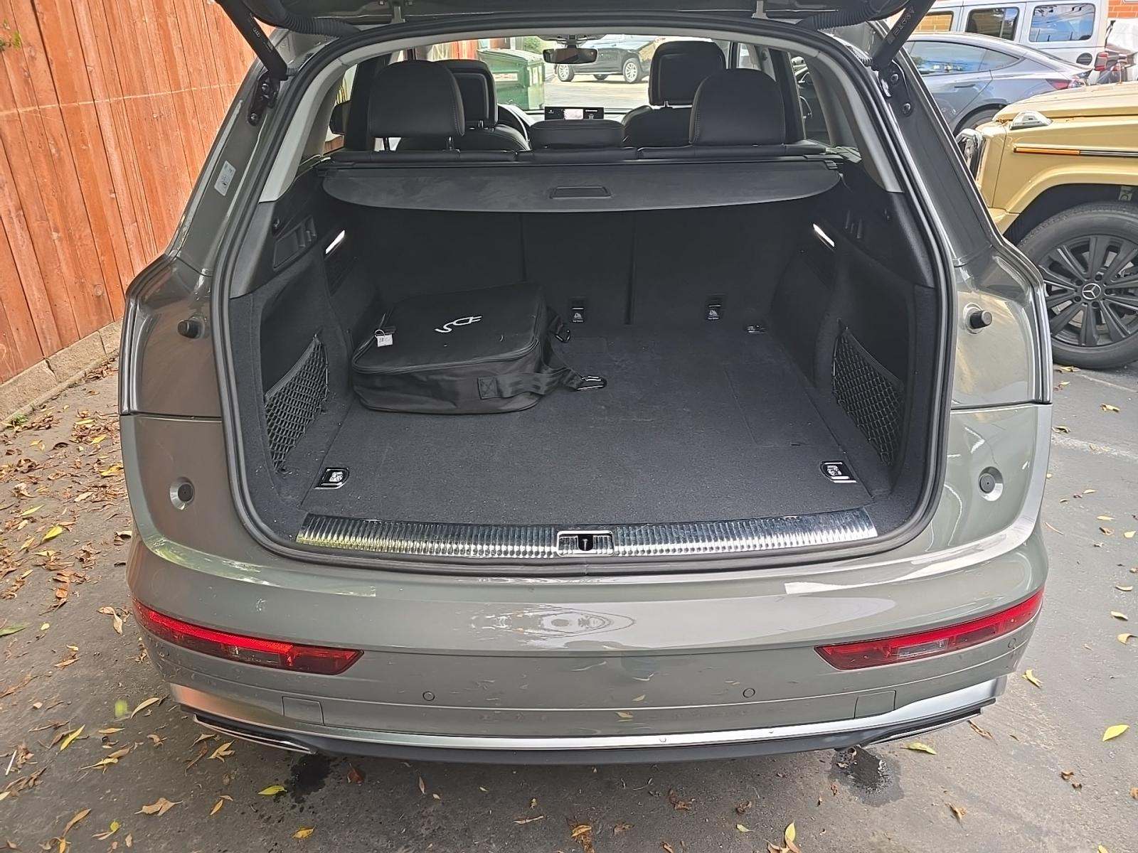 2023 Audi Q5 e Plug-In Hybrid S line Premium AWD