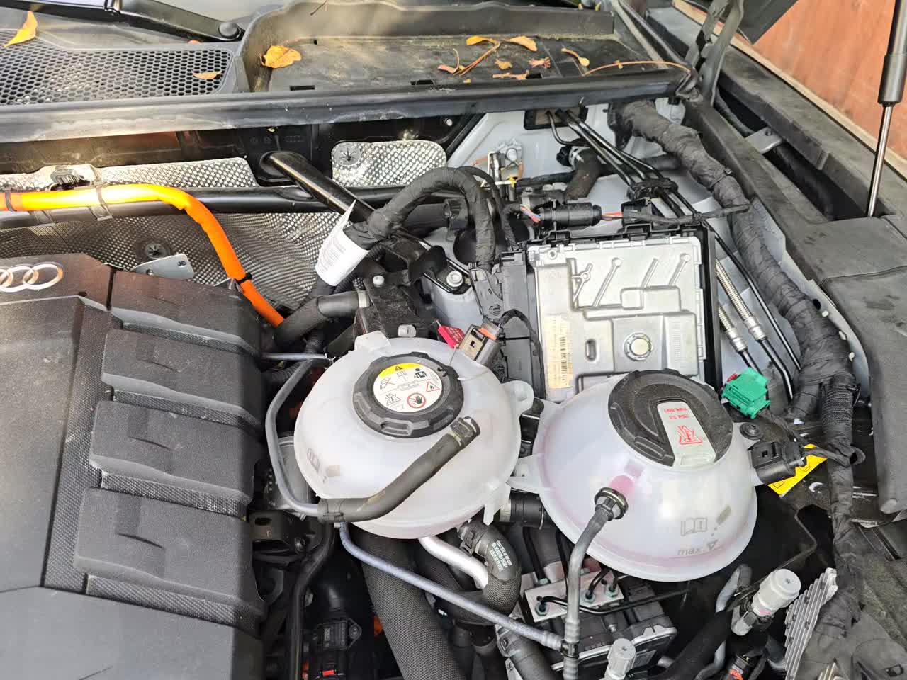 2023 Audi Q5 e Plug-In Hybrid S line Premium AWD