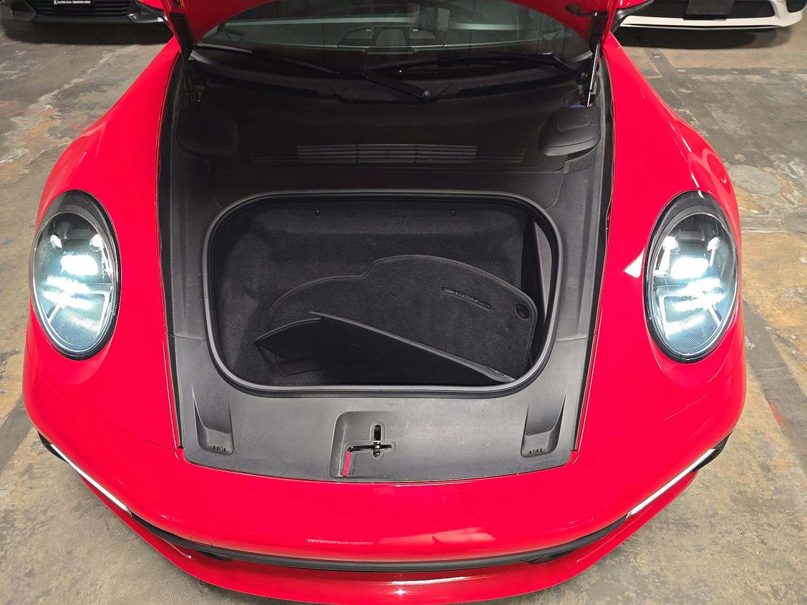 2020 Porsche 911 Carrera RWD