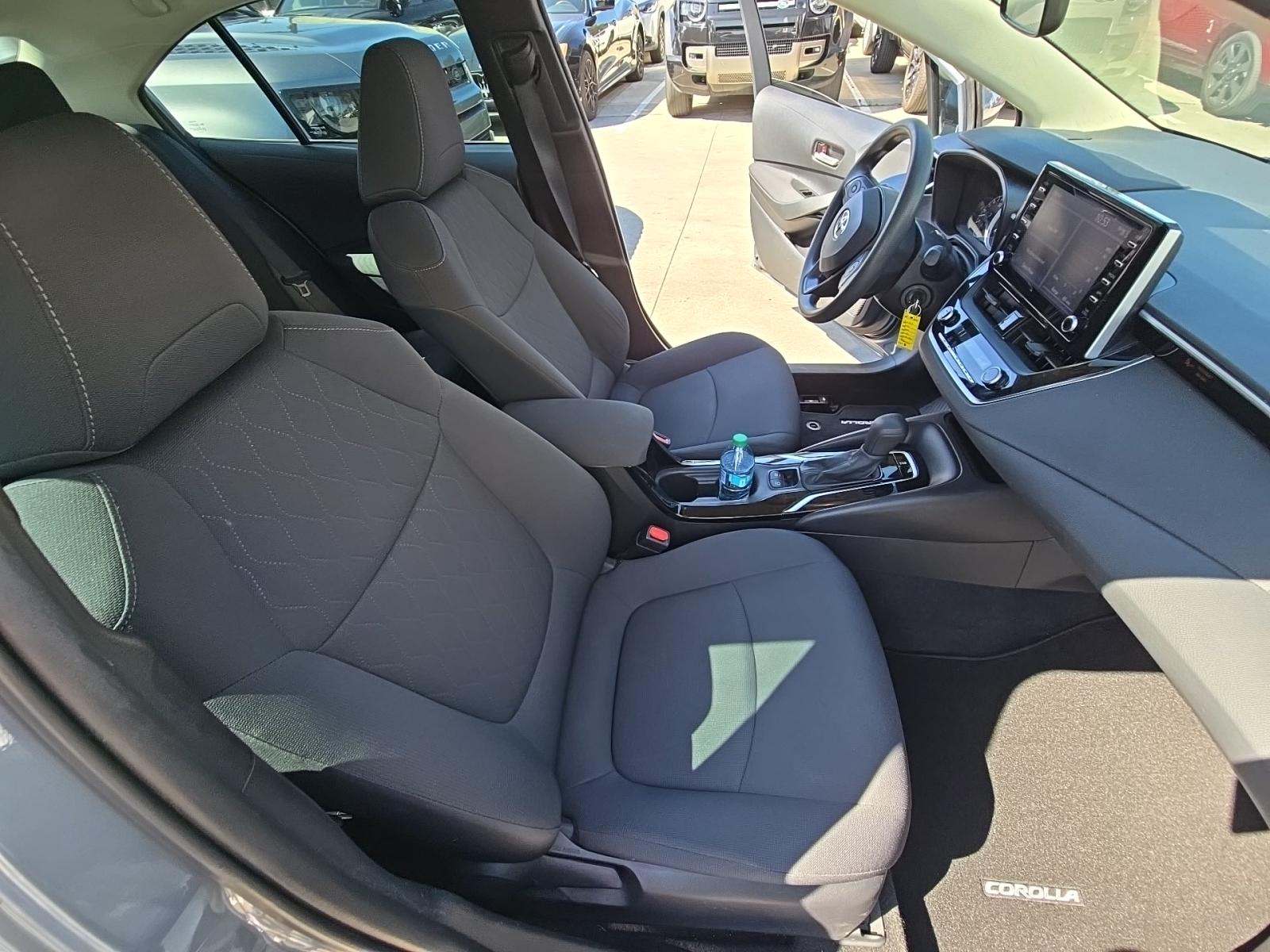 2020 Toyota Corolla LE FWD