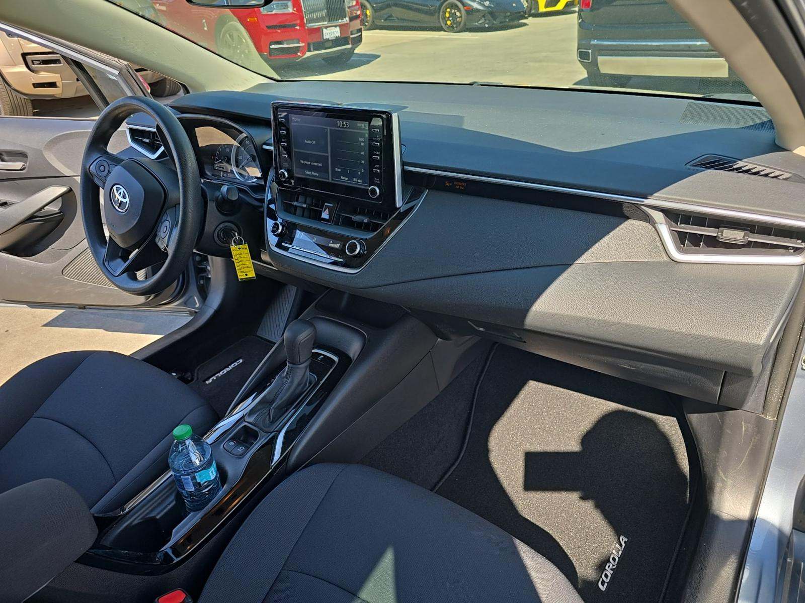 2020 Toyota Corolla LE FWD