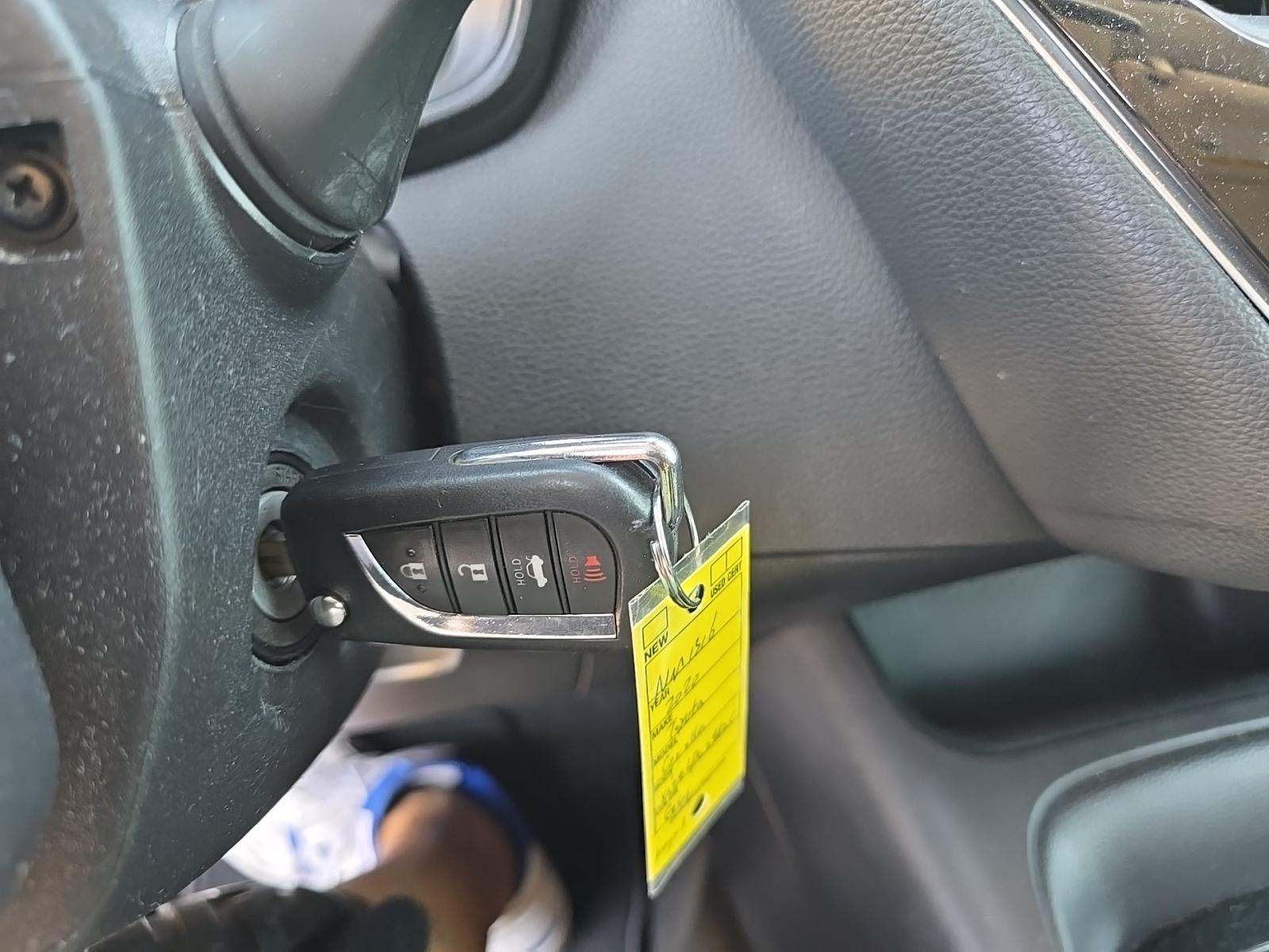 2020 Toyota Corolla LE FWD