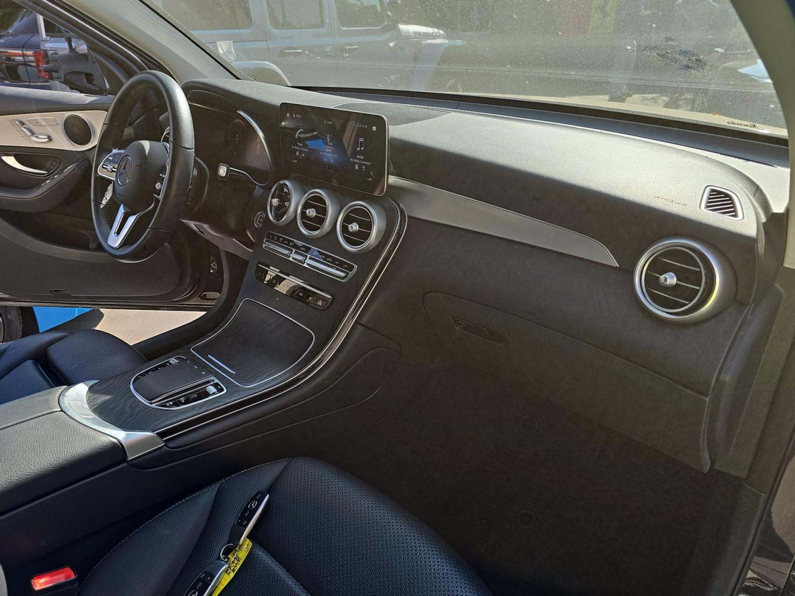 2022 Mercedes-Benz GLC GLC 300 RWD